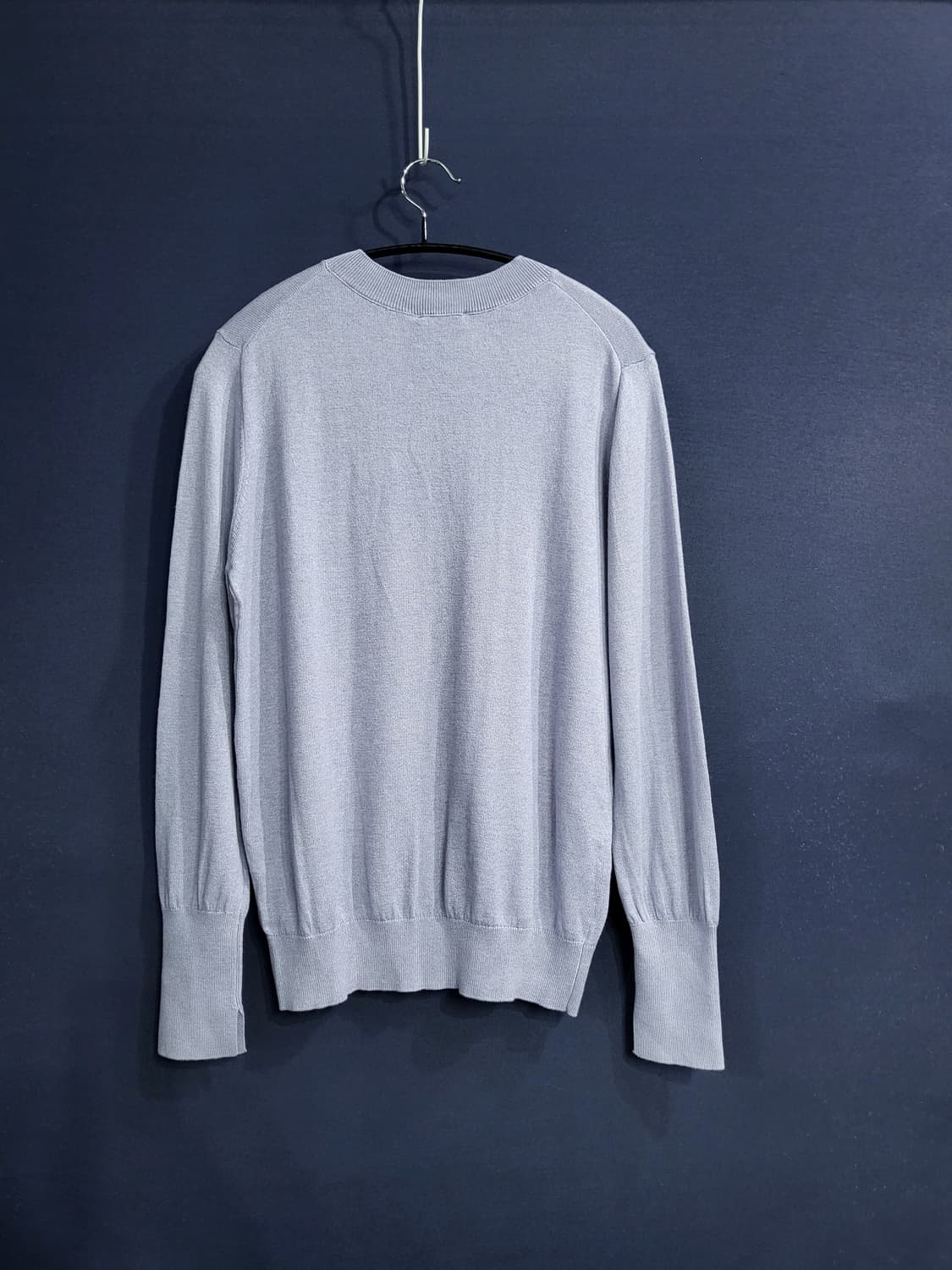 (새상품) 천연소재 브이넥 니트 상품이미지5