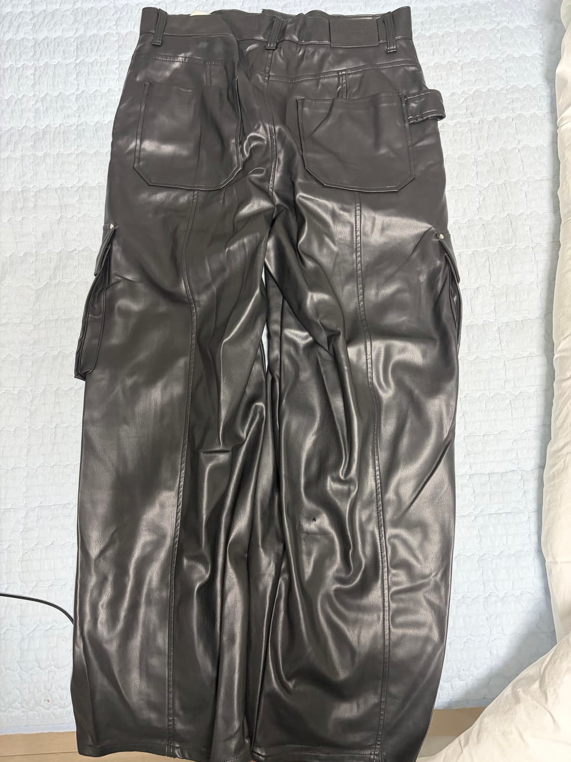 메종 미드네 블랙 레더 카고팬츠 상품이미지4