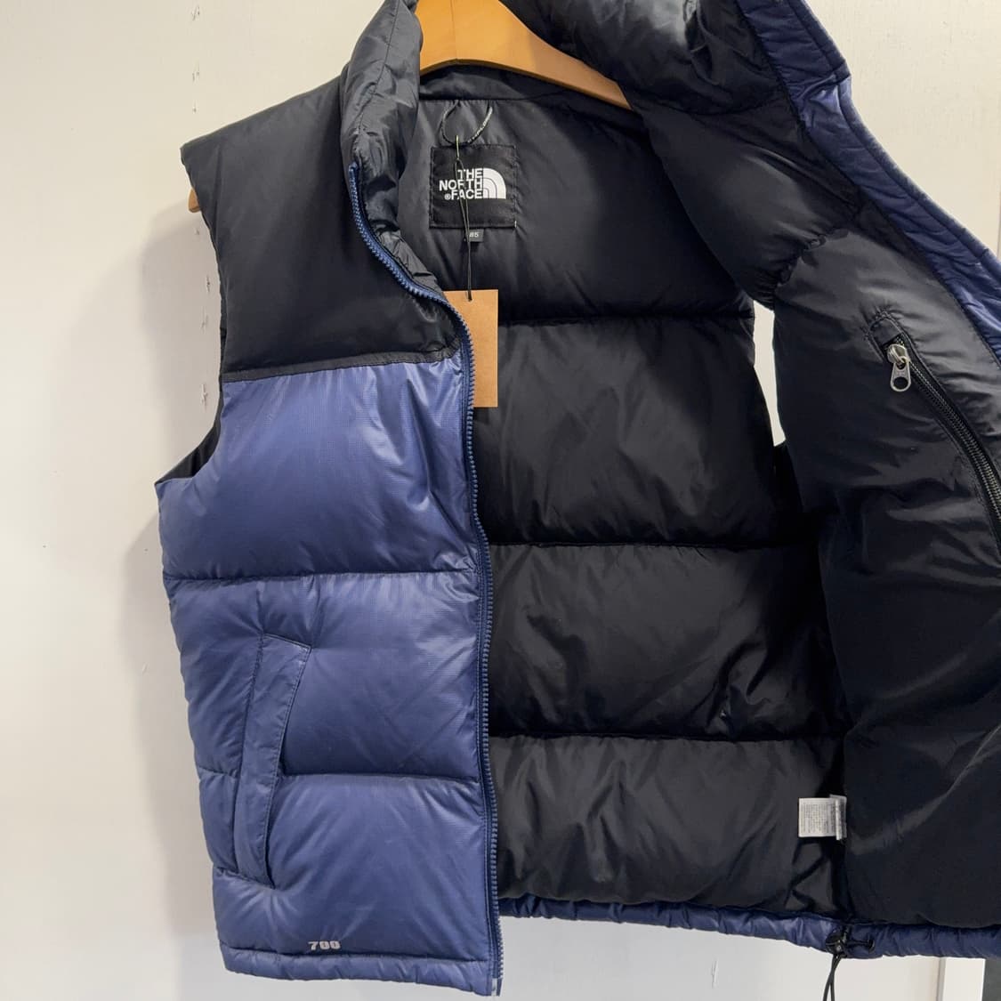 노스페이스 700 눕시 패딩 조끼 상품이미지4