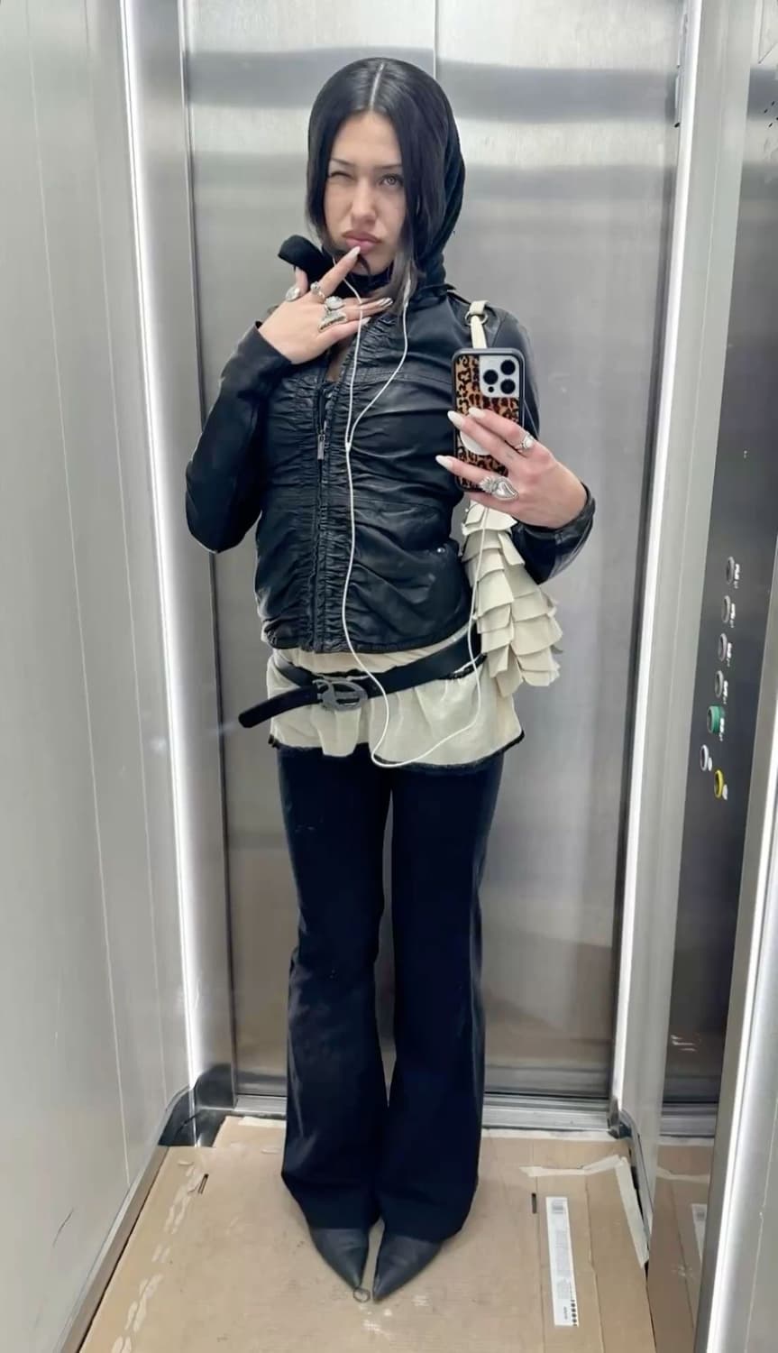 셔링 레더 자켓 상품이미지1