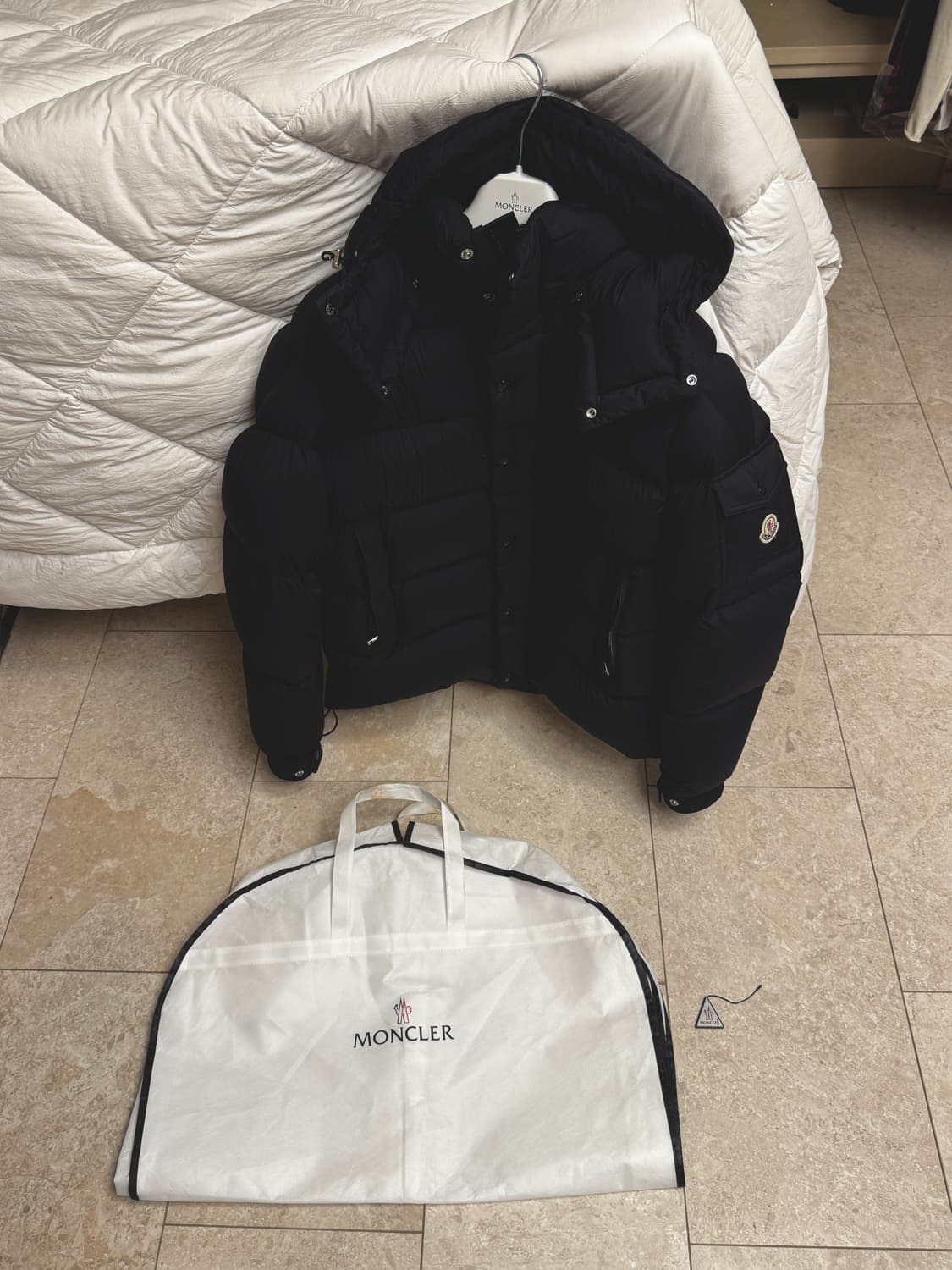 몽클레어 24fw 베제르 상품이미지4