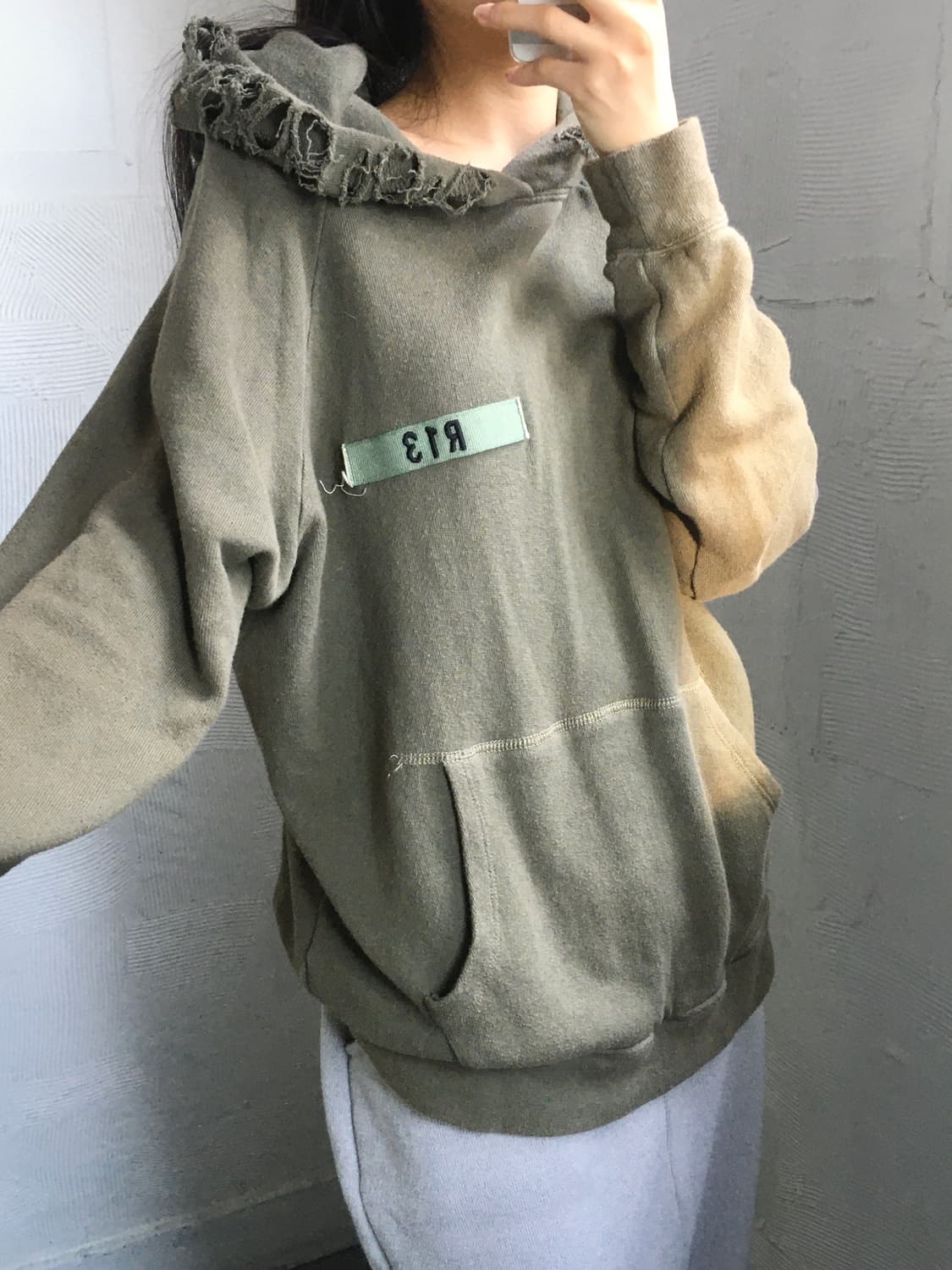 R13 올리브 카키 데미지 후드 스웻셔츠  상품이미지1