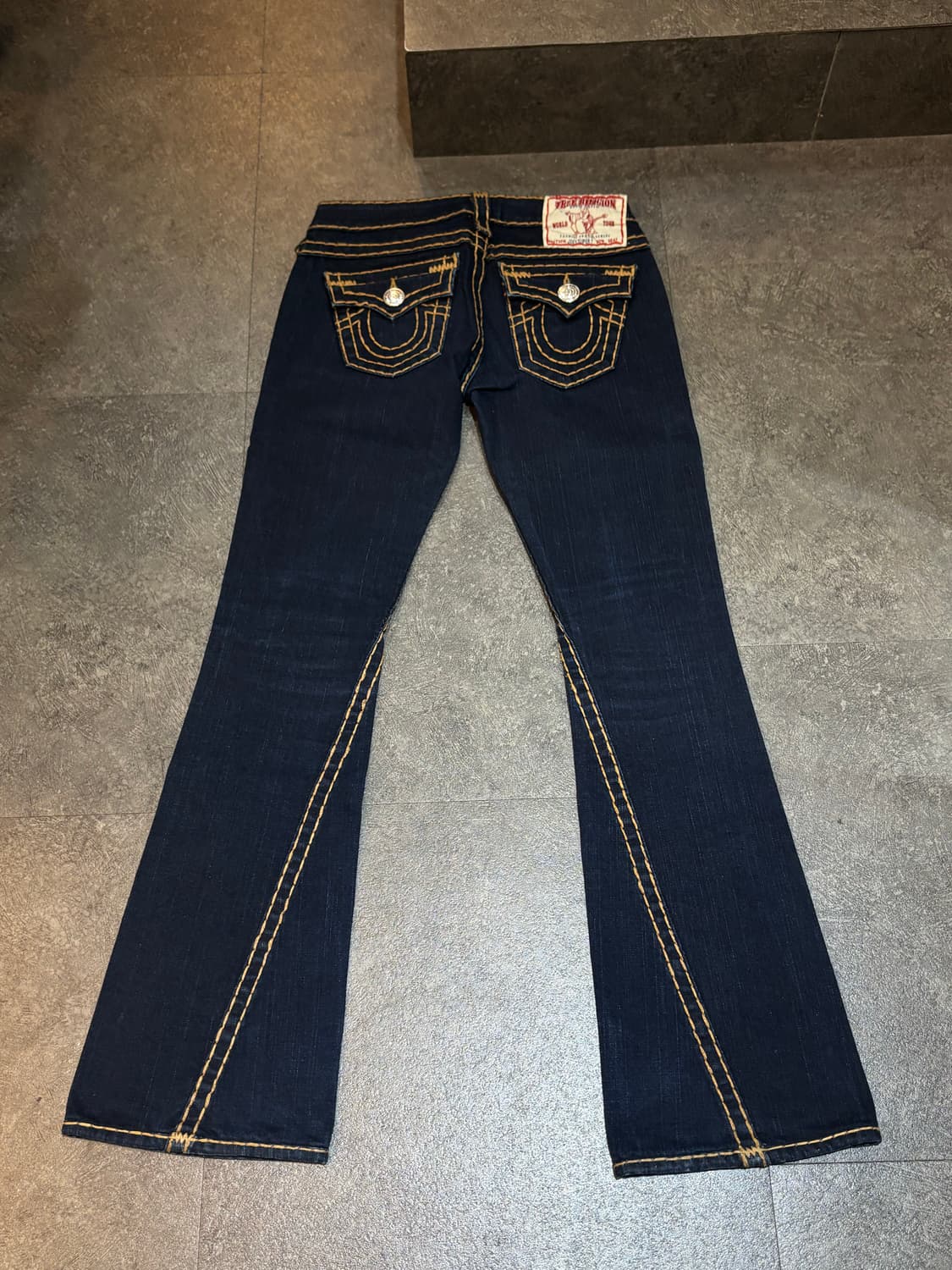 트루릴리젼 데님팬츠 부츠컷 바지 25사이즈 상품이미지4