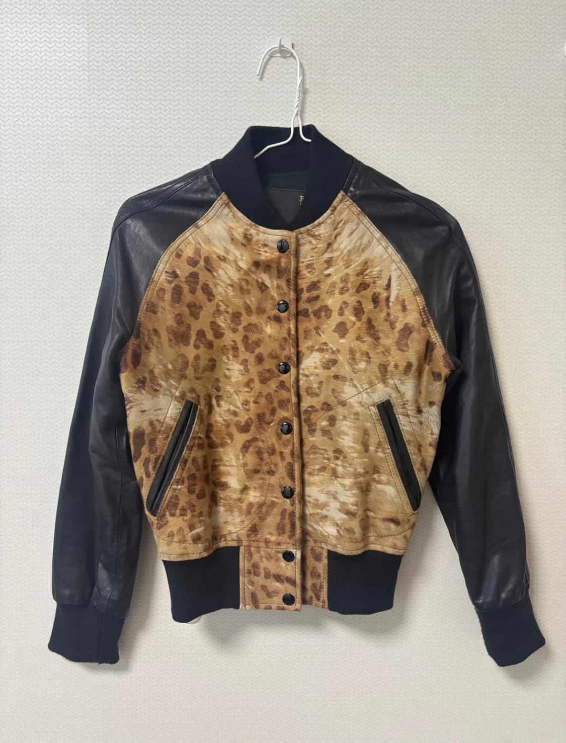 r13 레더 송치 봄버 상품이미지1