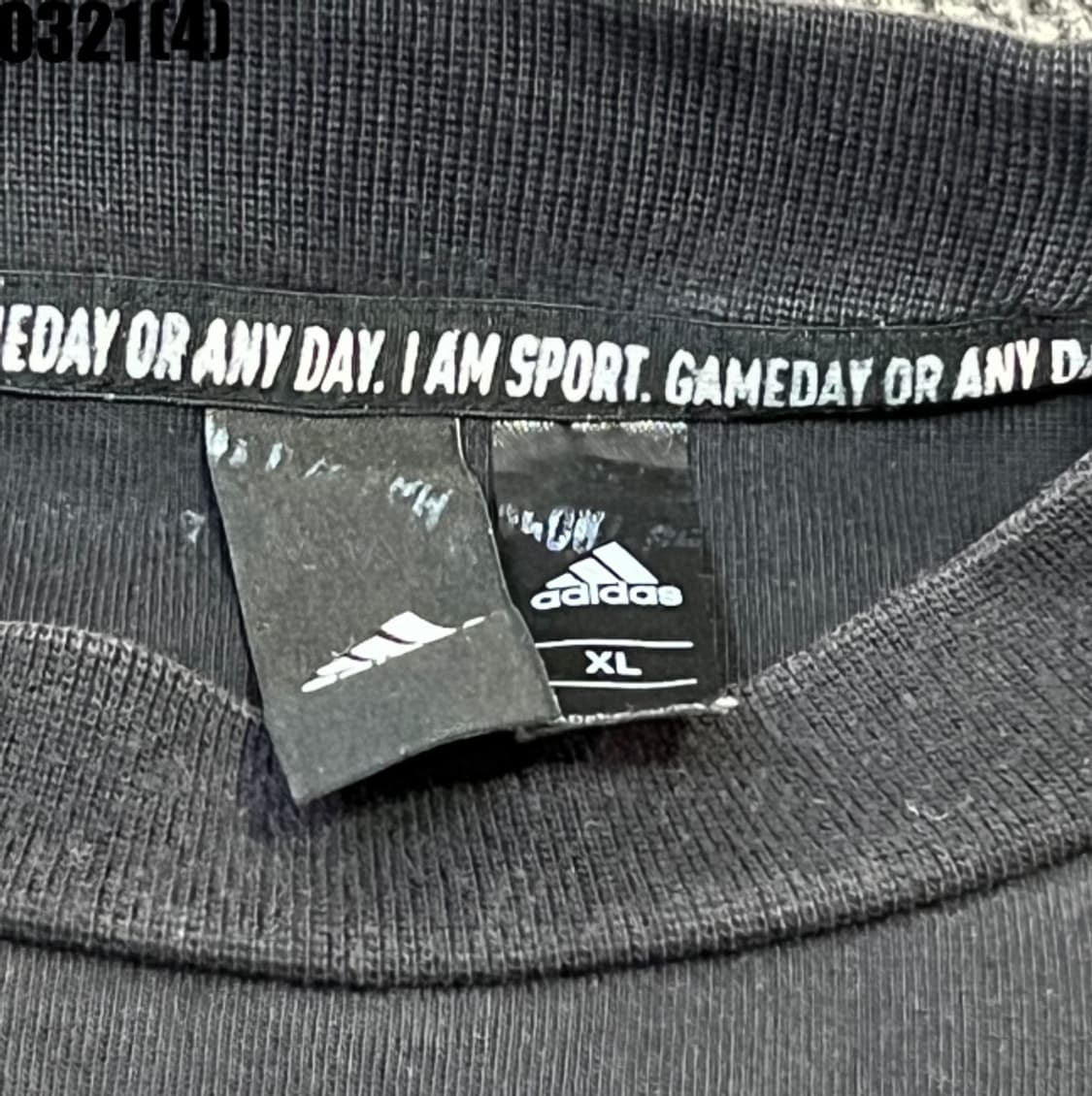 XL 아디다스 블랙 맨투맨 티셔츠 0321(4) 상품이미지3