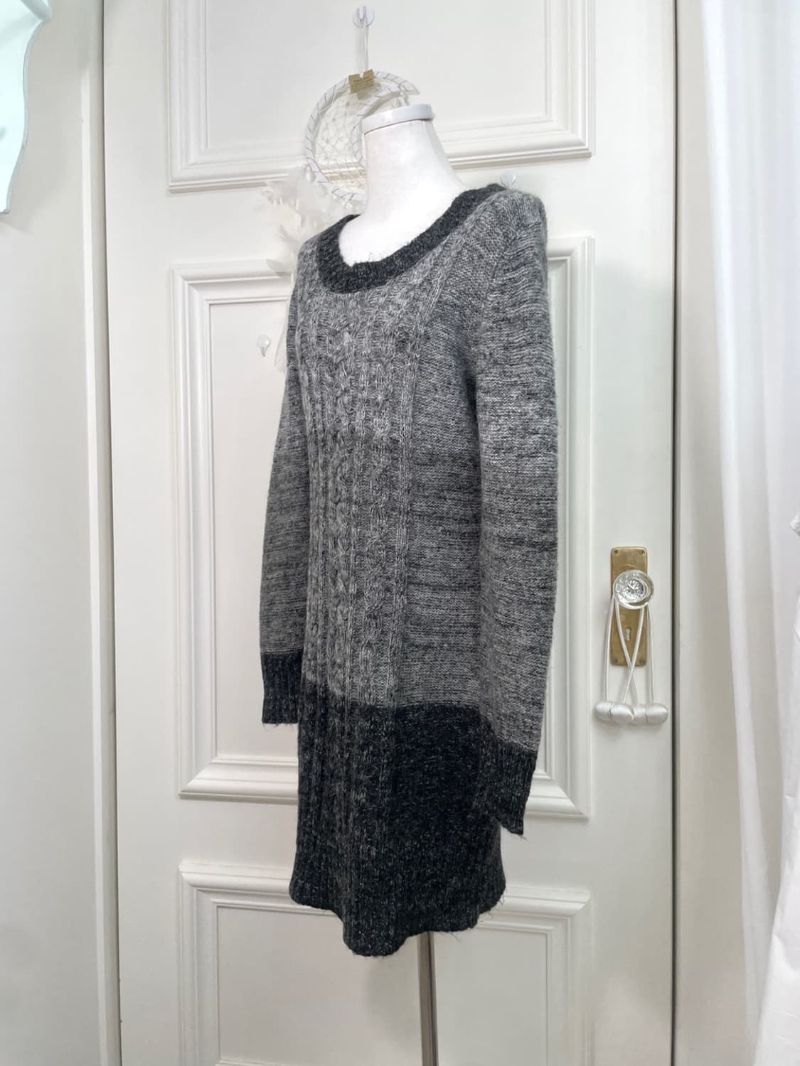 charcoal gradation midi wool sweater opc 상품이미지2