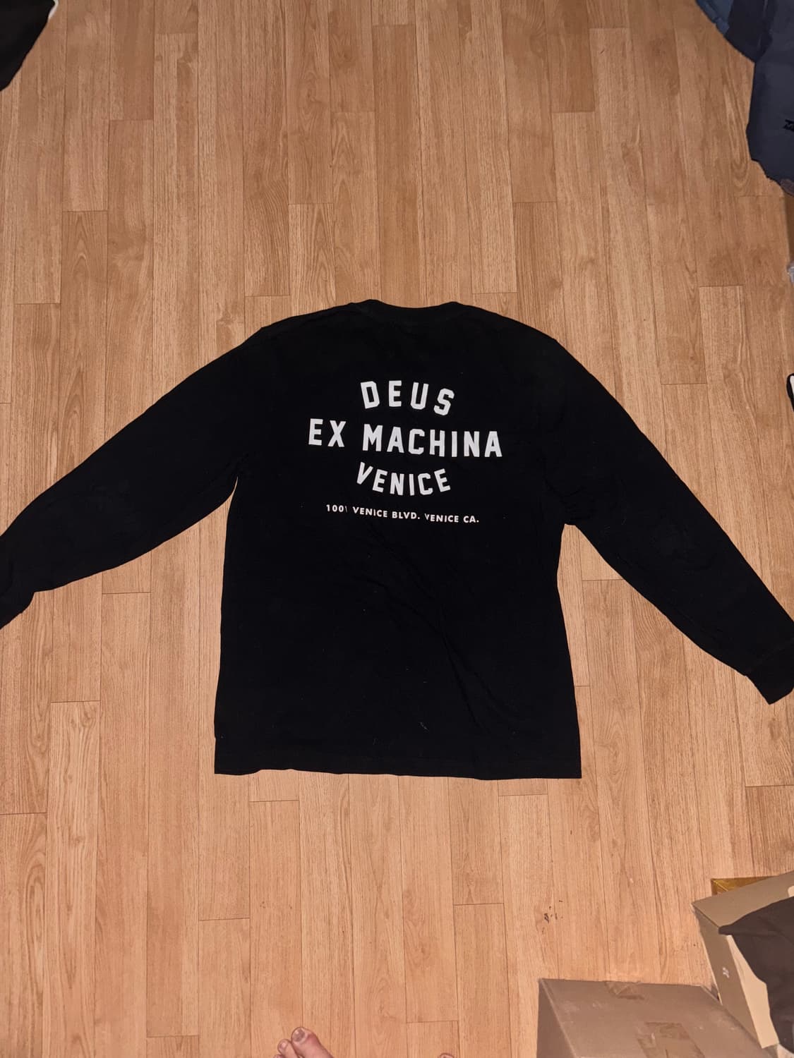 데우스 롱슬리브 상품이미지2