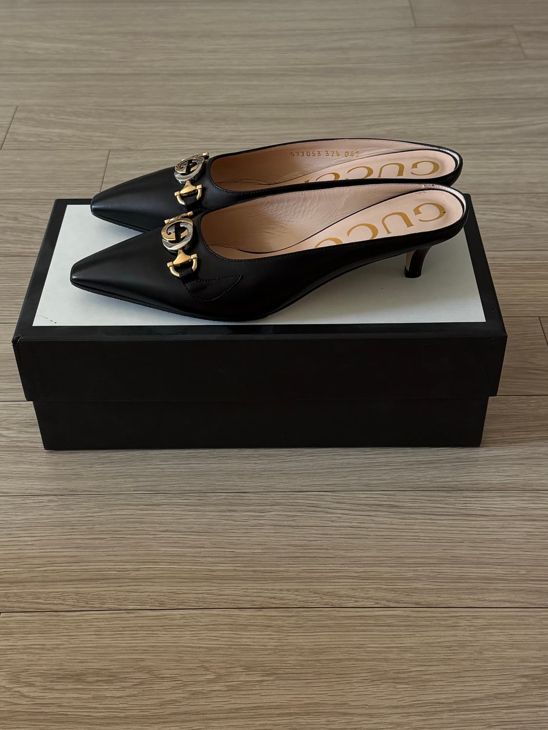 구찌 스틸레토 37.5 (245) 상품이미지2