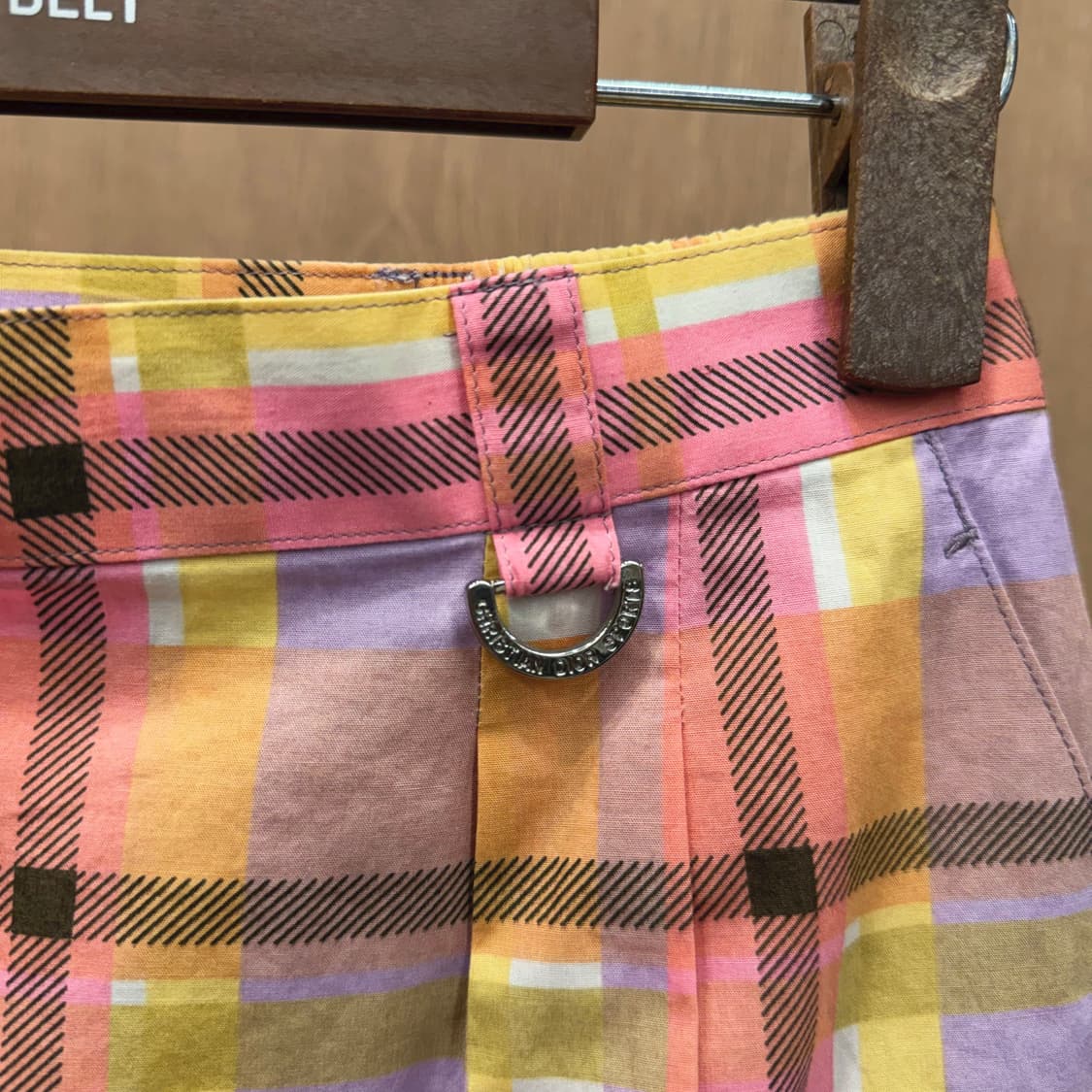 크리스찬 디올 스포츠 타탄 체크 패턴 D링 장식 디테일 A라인 핑크 상품이미지6