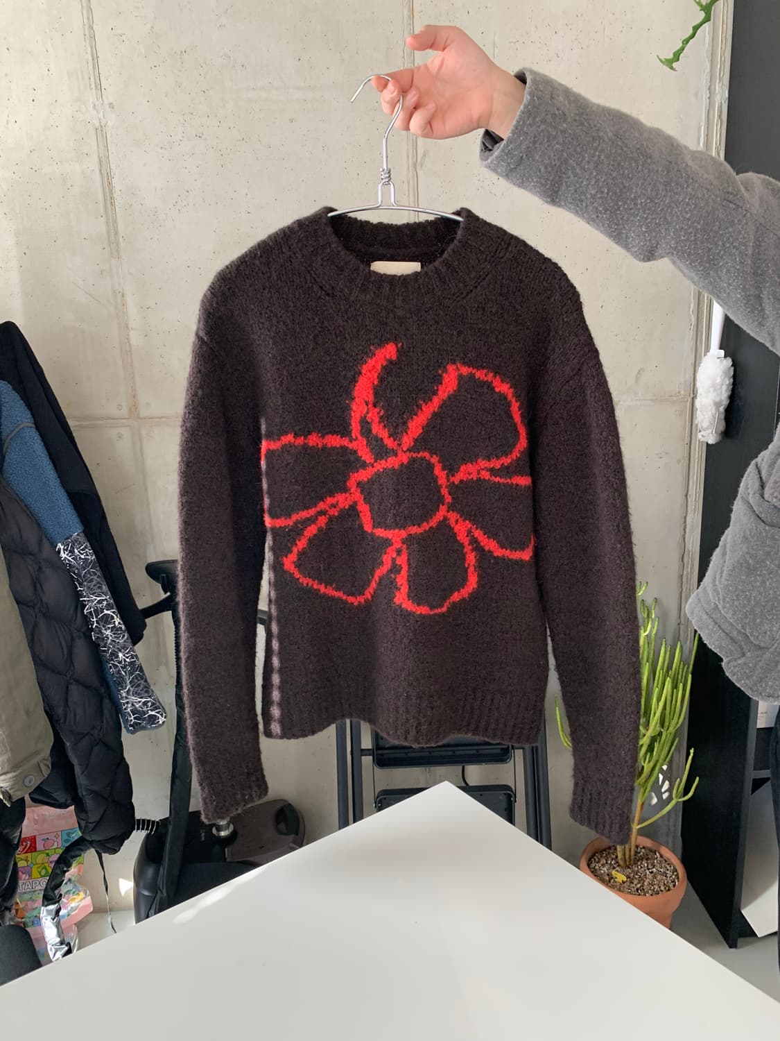 Paloma wool 팔로마울 플라워 니트 상품이미지2