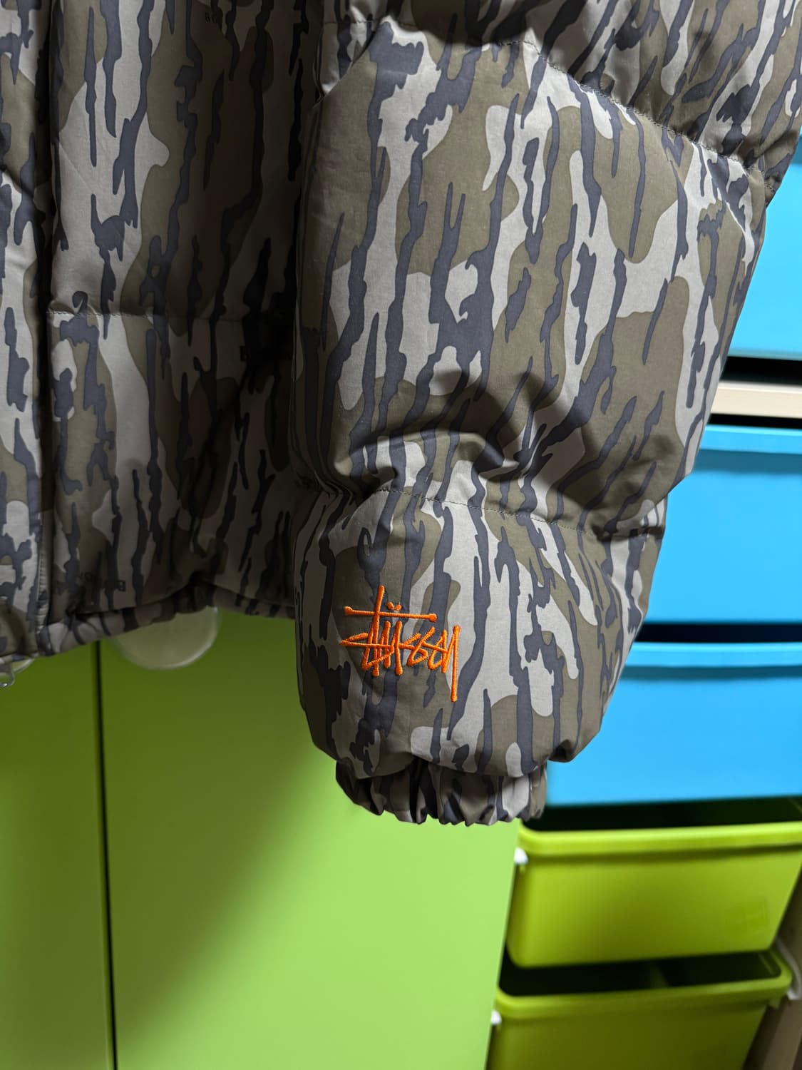 스투시 모시 오크 다운 푸퍼 자켓 상품이미지3