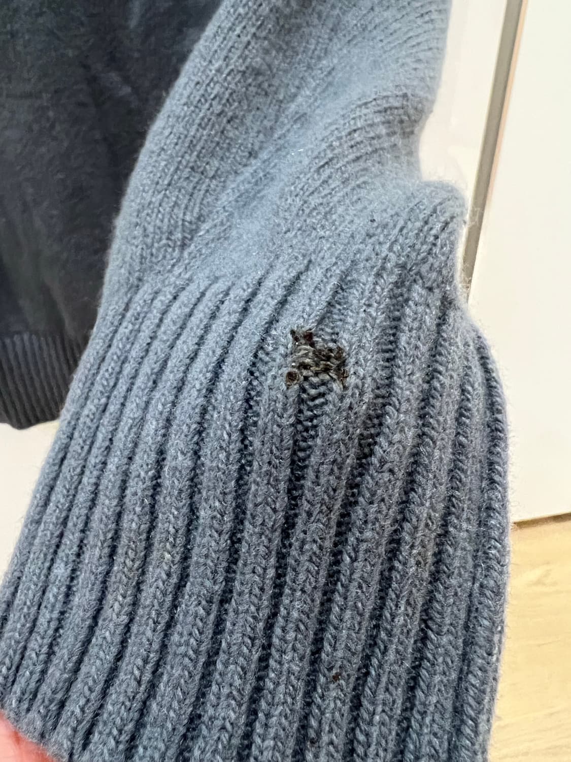 스톤아일랜드 반집업스웨터 M 상품이미지3