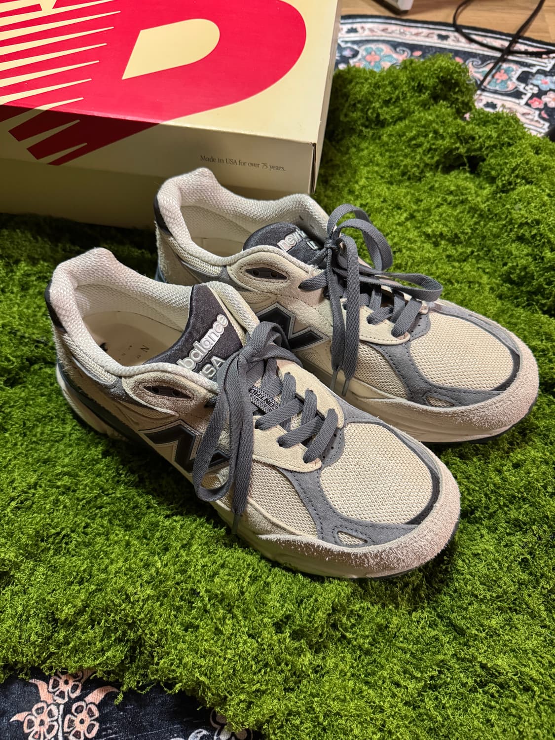 뉴발란스 990v3 USA 문빔 마카다미아 상품이미지2