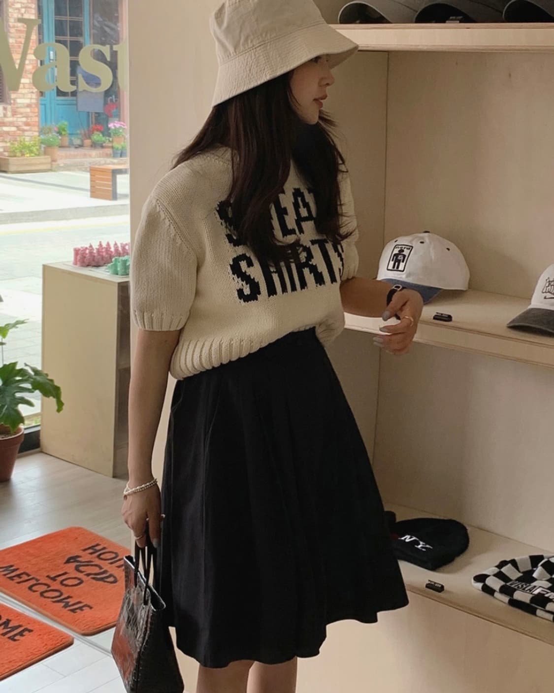 레터링 크롭 반팔 니트 상품이미지3