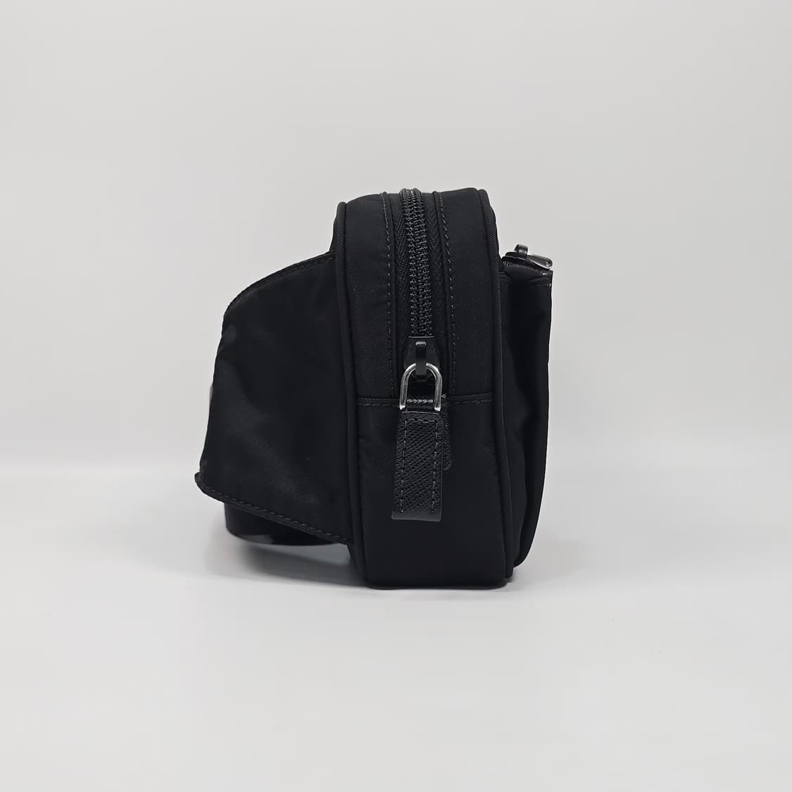 프라다 리나일론 벨트백 상품이미지5