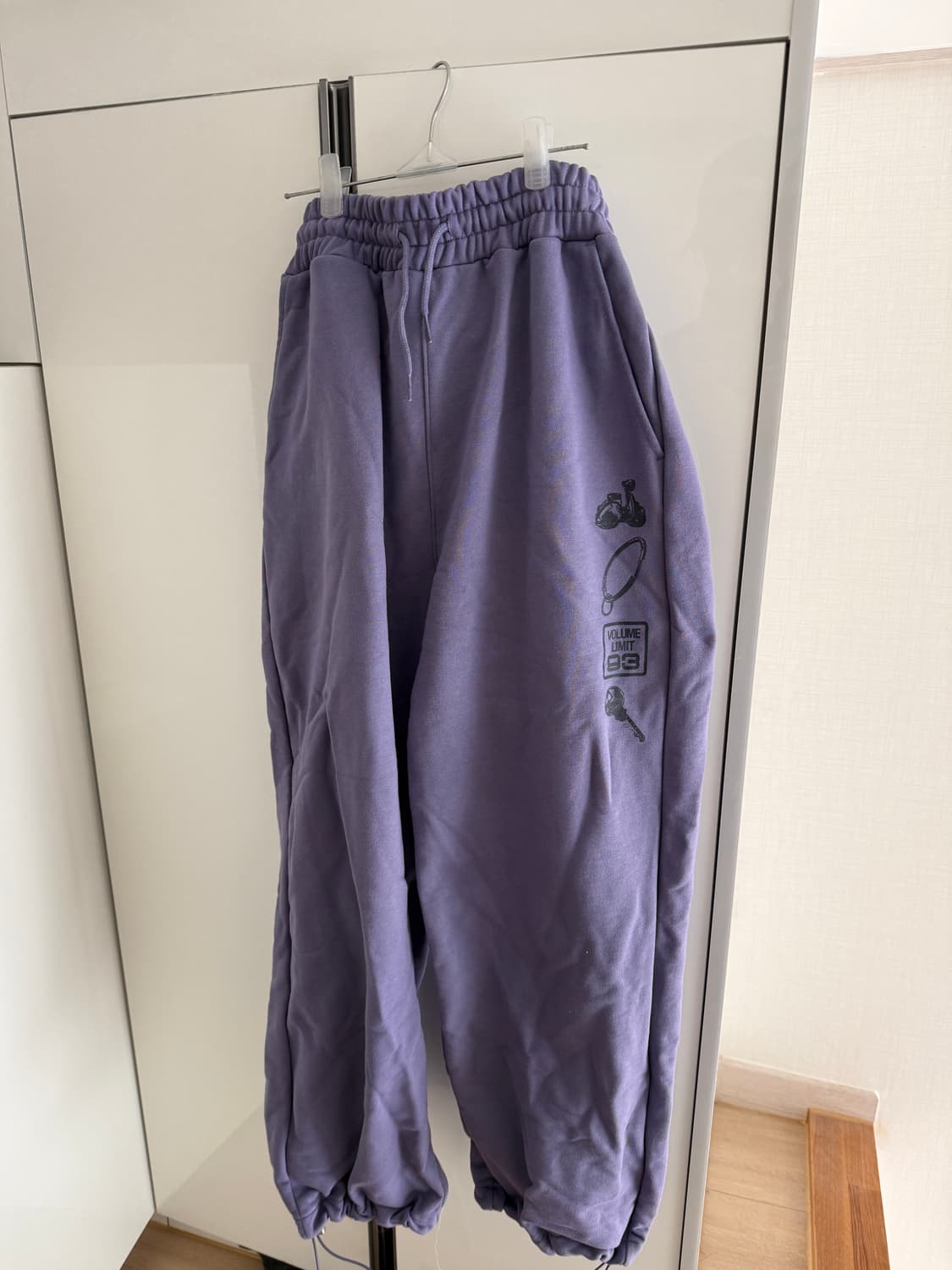 [새상품] 1993스튜디오 레트로 포인트 스웨트 바지 남녀공용 연보라 상품이미지2