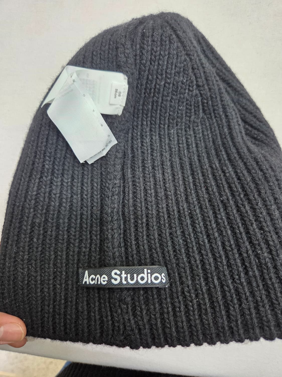 아크네 비니 상품이미지3