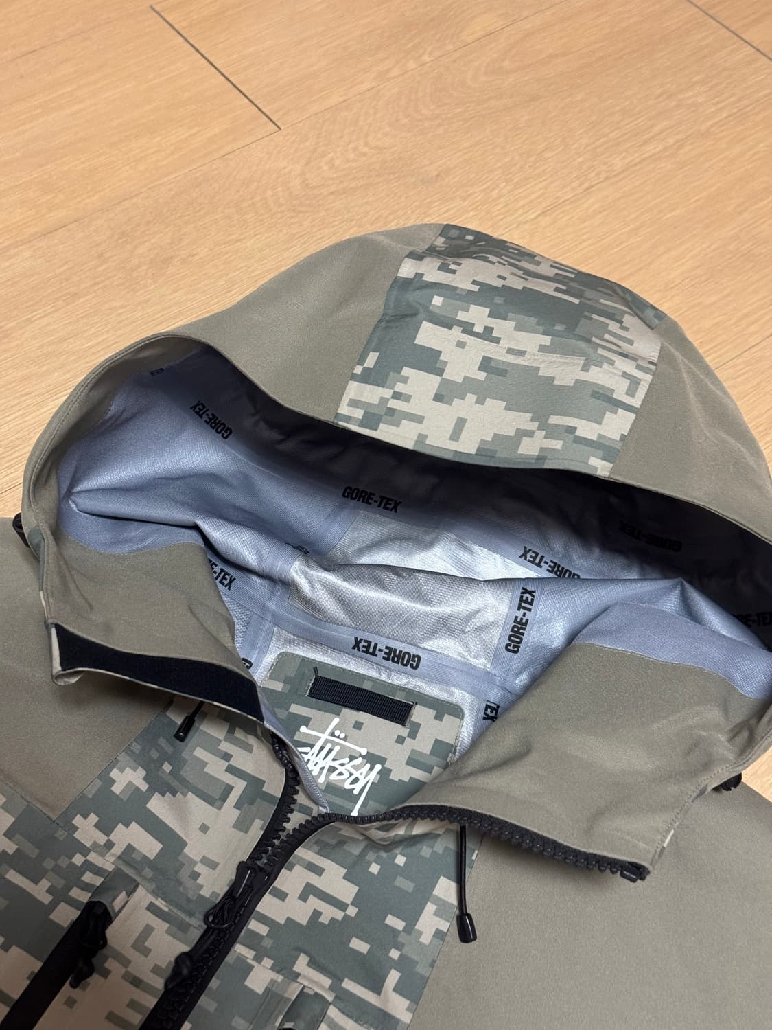 [XL] 스투시 고어텍스 가이드 쉘 자켓 디지 카모 카키 상품이미지10