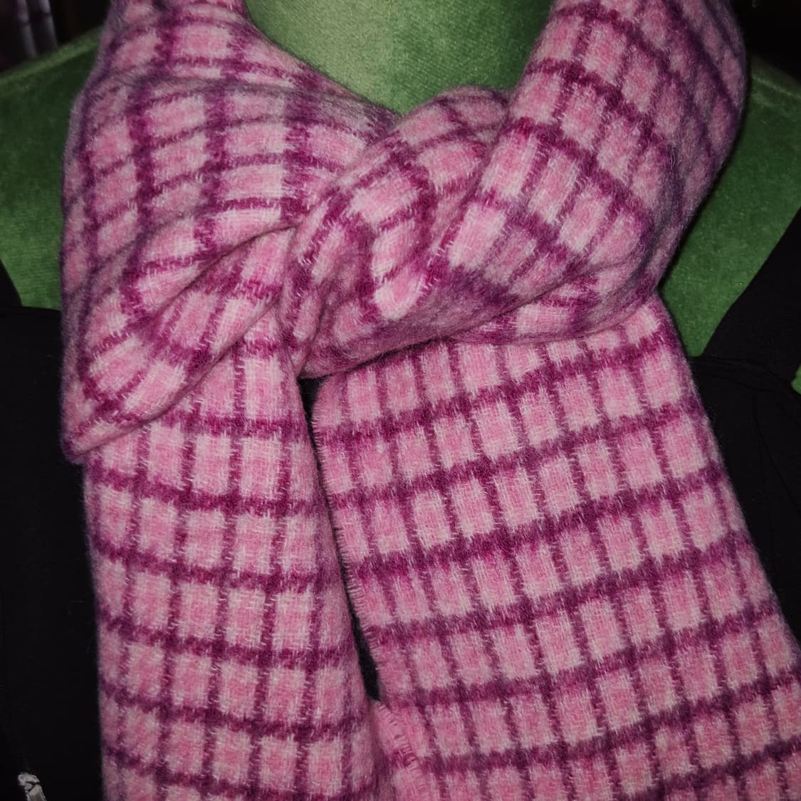 00s 프랑스 꾸레쥬 메리노 울 100% 하운드 머플러 상품이미지6