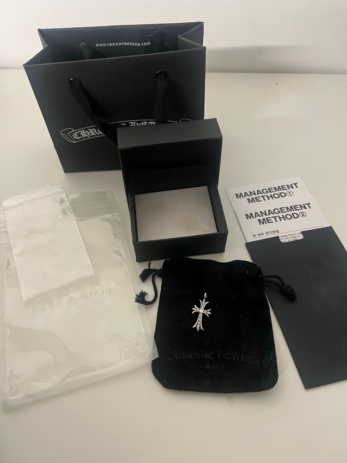 한스룸 크롬하츠 타이니 크로스 애프터 풀파베 팬던트 상품이미지1