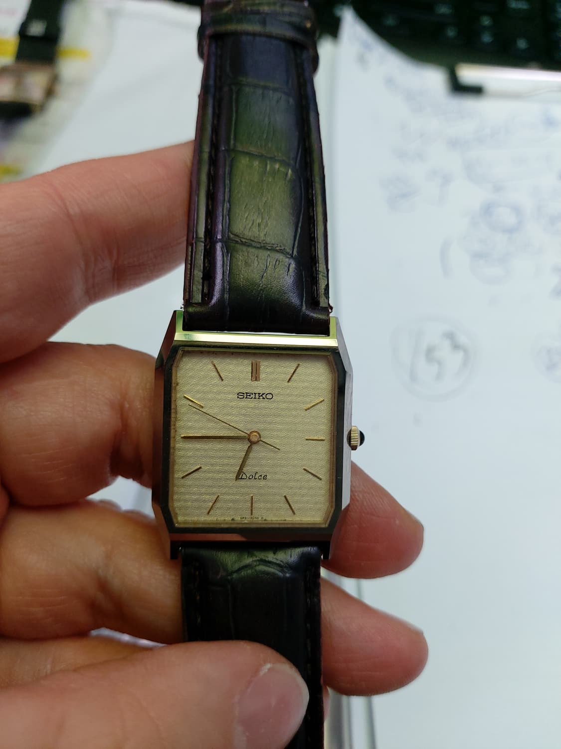 세이코 돌체 라인의 남성용 시계 상품이미지1