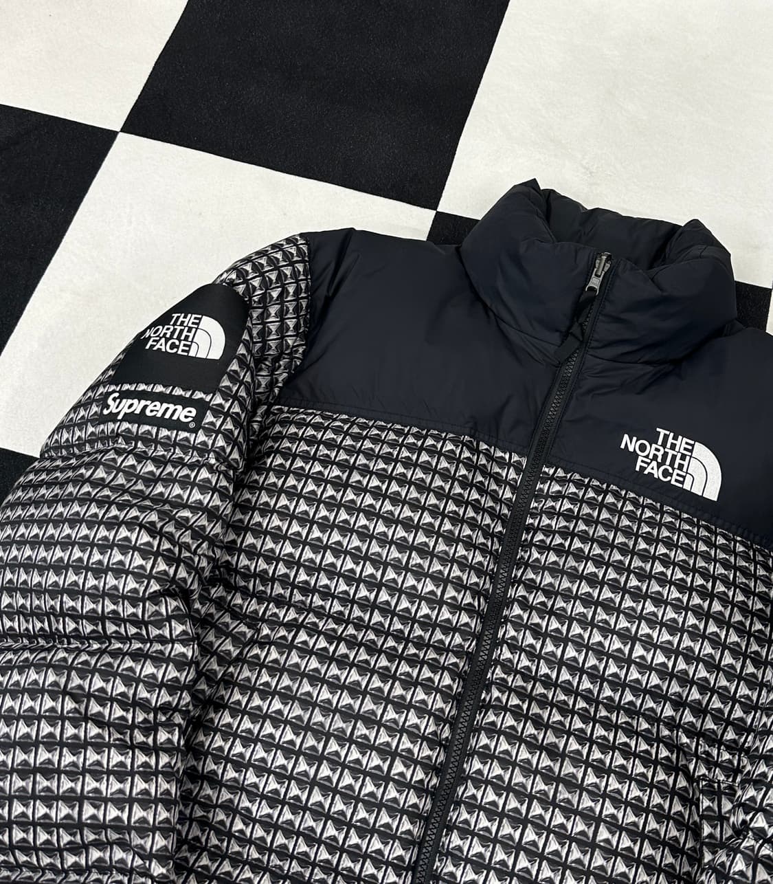 슈프림x 노스페이스 스터드  눕시 700 (s) 상품이미지4