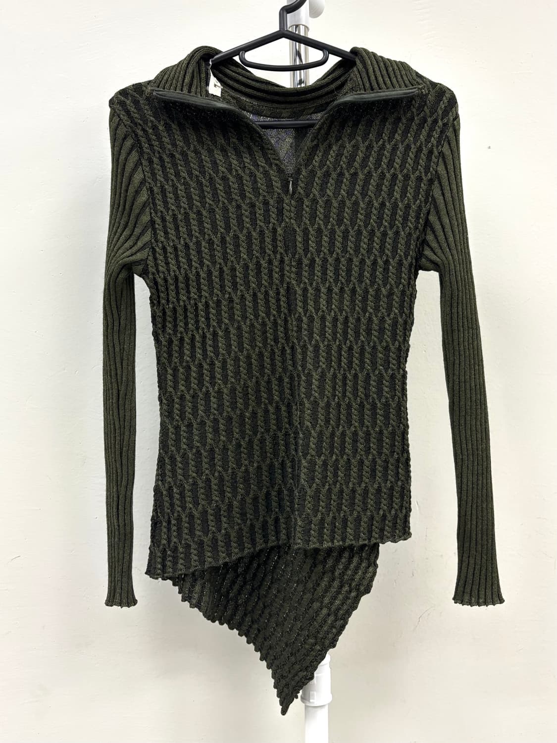 빈티지 피에르가르뎅 카키 울 니트 상품이미지4