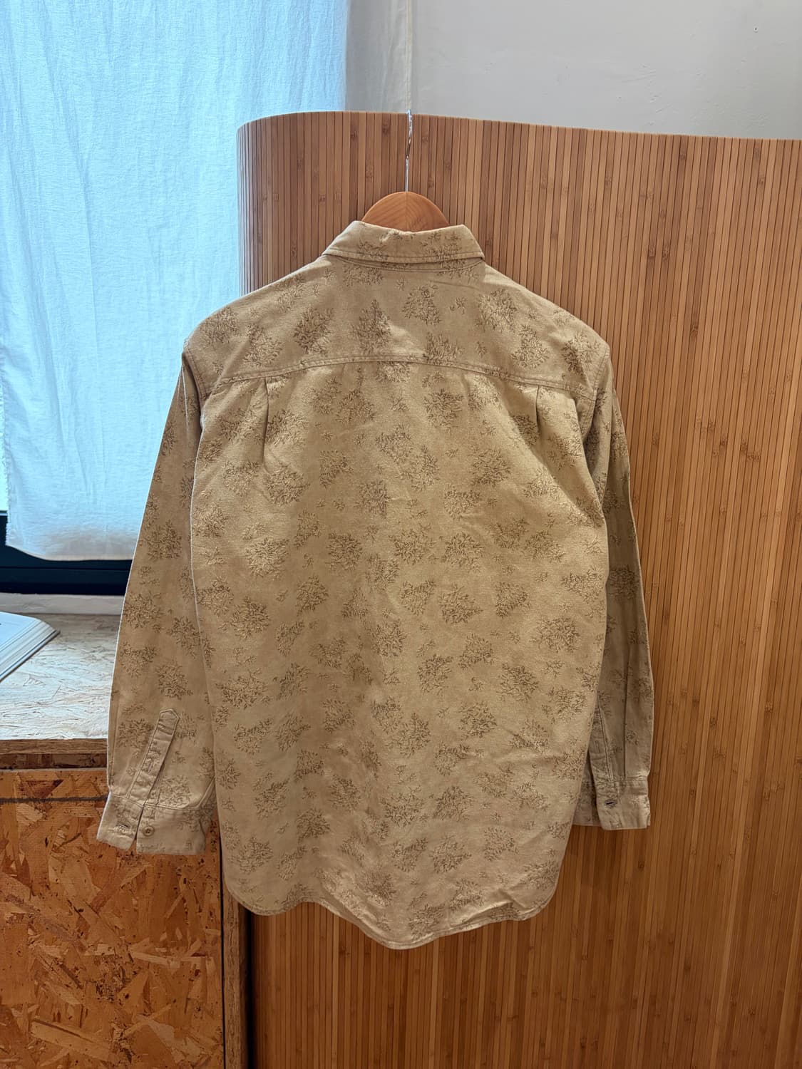 Sunny Clouds Vintage Shirt 상품이미지8