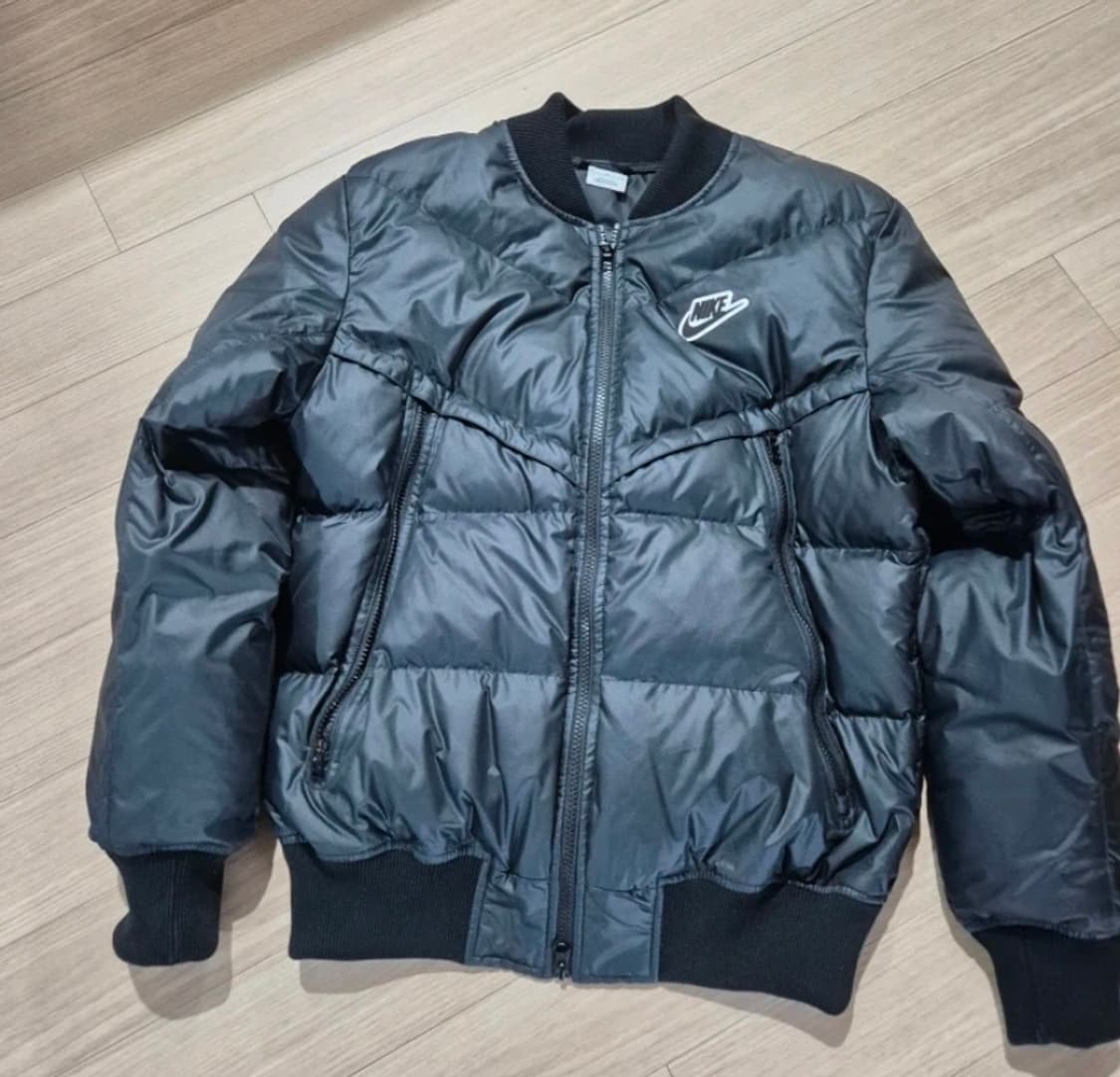 나이키 푸퍼 패딩 상품이미지1