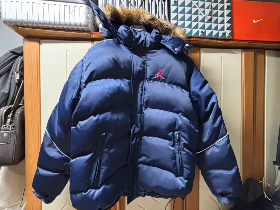 슈프림 조던 퍼퍼 자켓 네이비 (패딩) 상품이미지3