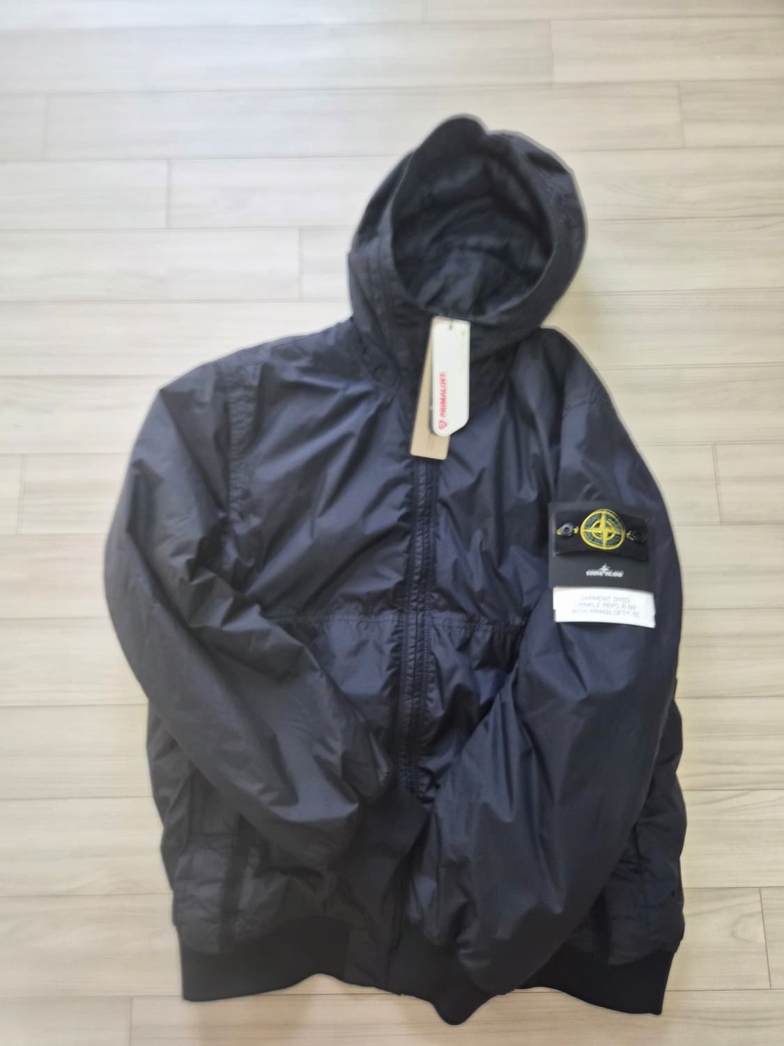 23fw XL 스톤아일랜드 크링클랩스 프리마로프트 자켓 상품이미지1