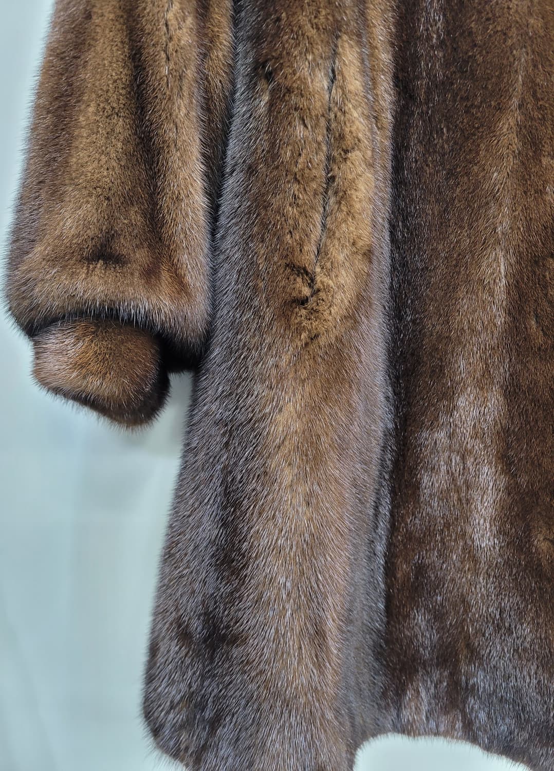 삼화모피 아메리칸레전드 밍크 코트 / 여 94-102-165
 상품이미지4