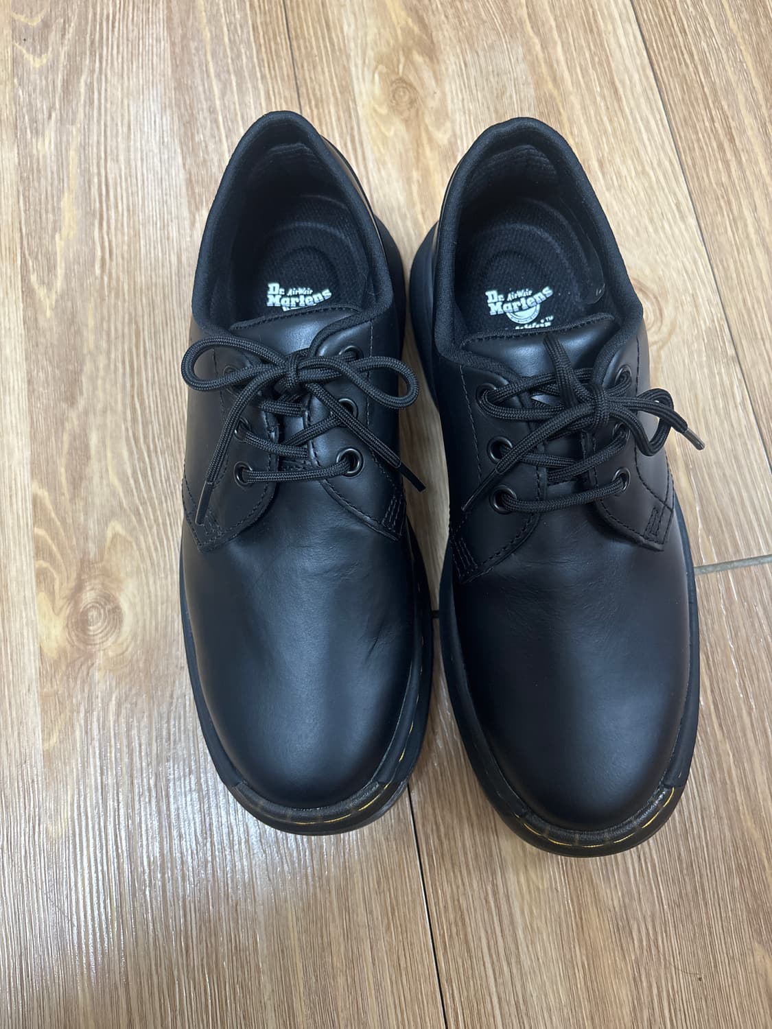 닥터마틴 크루선 eu38 상품이미지1