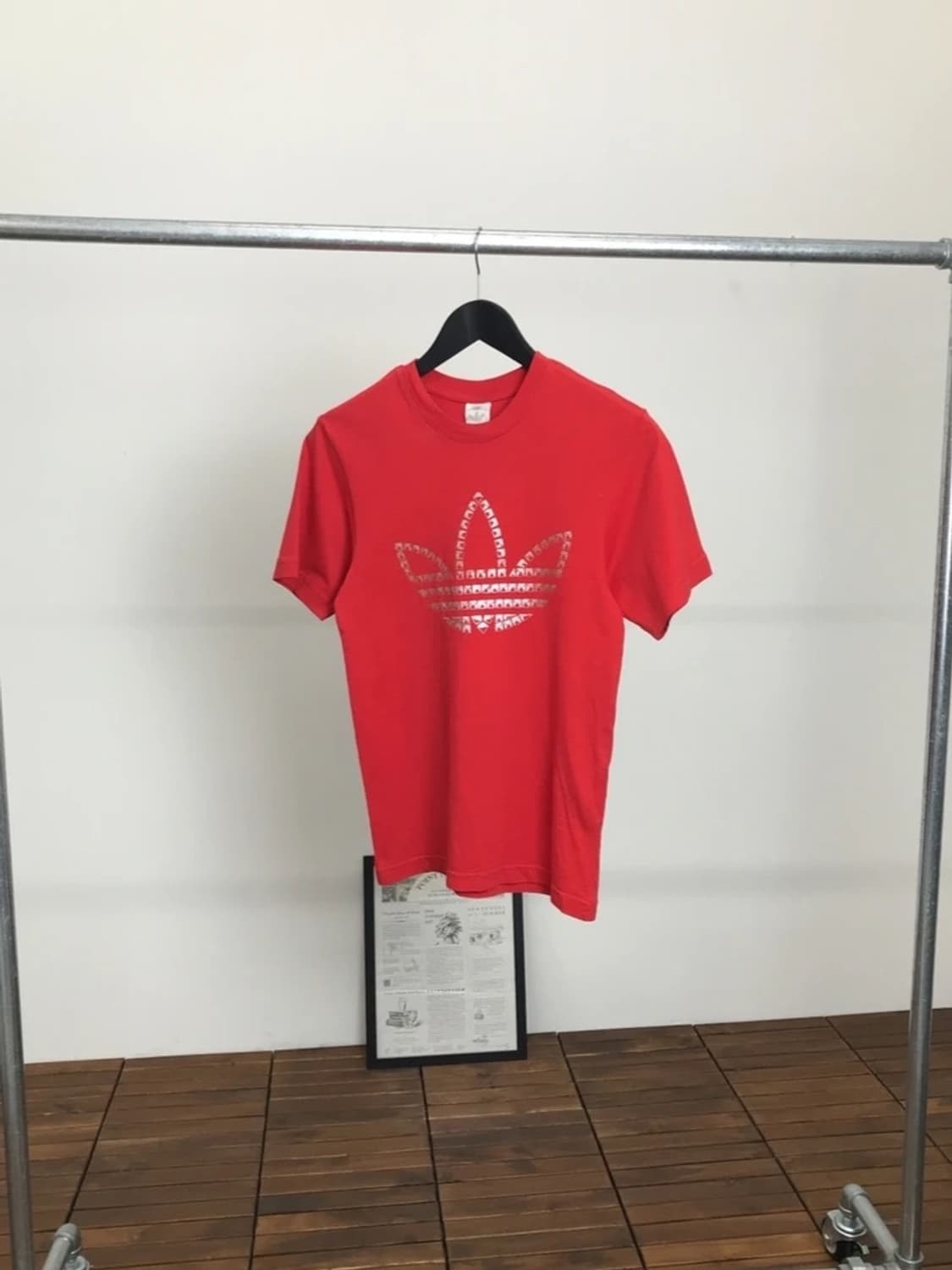 Adidas Red Big Logo T-Shirt 상품이미지1