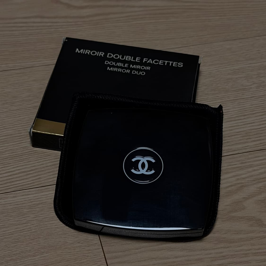 샤넬 손거울 상품이미지1