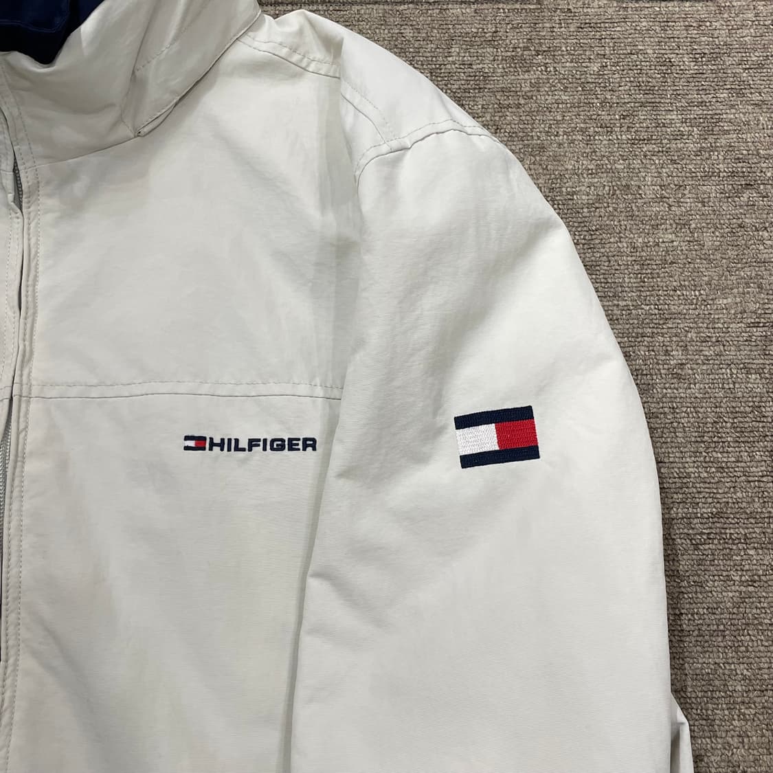 (XL) Tommy 타미힐피거 바람막이 자켓 상품이미지4