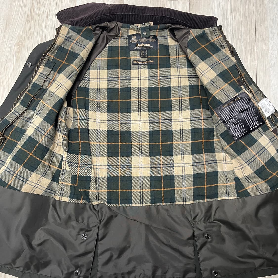 바버 비데일 왁스자켓 세이지 34사이즈 상품이미지3