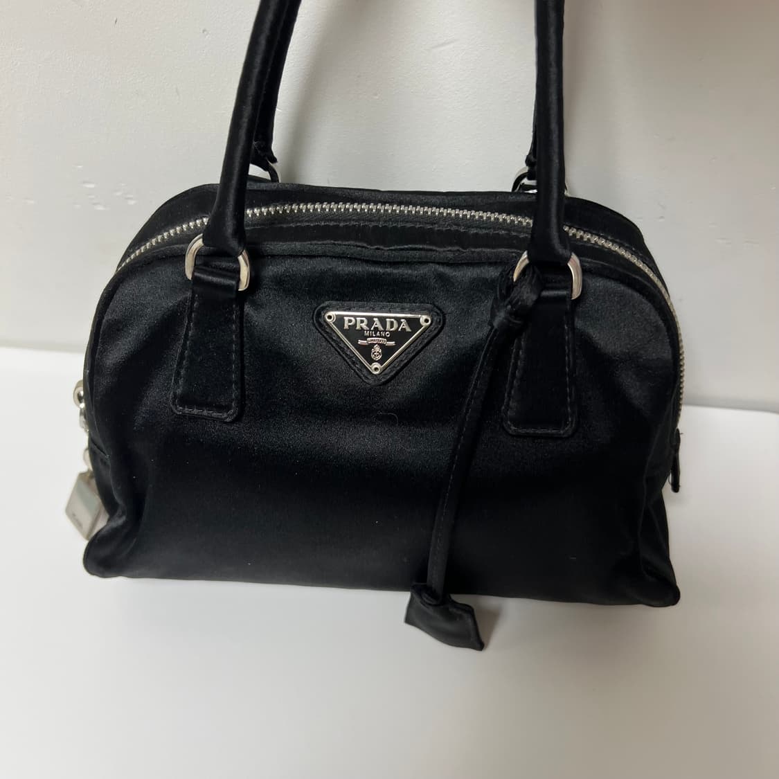 PRADA 프라다 미니 볼링백 상품이미지2