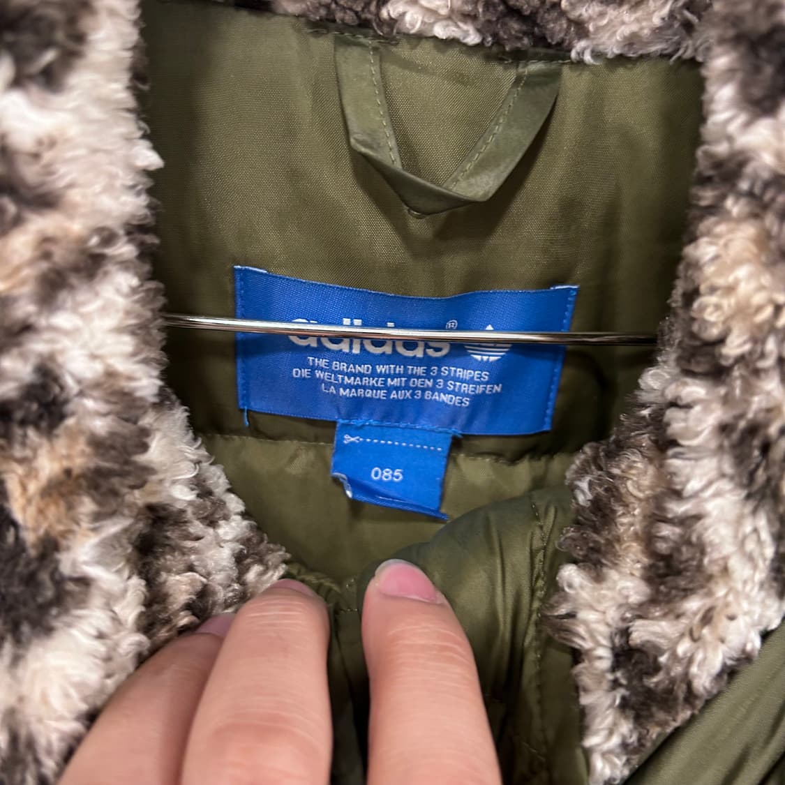 아디다스 오리지널 호피헤어 덕다운 후드 야상 롱봄버 상품이미지3