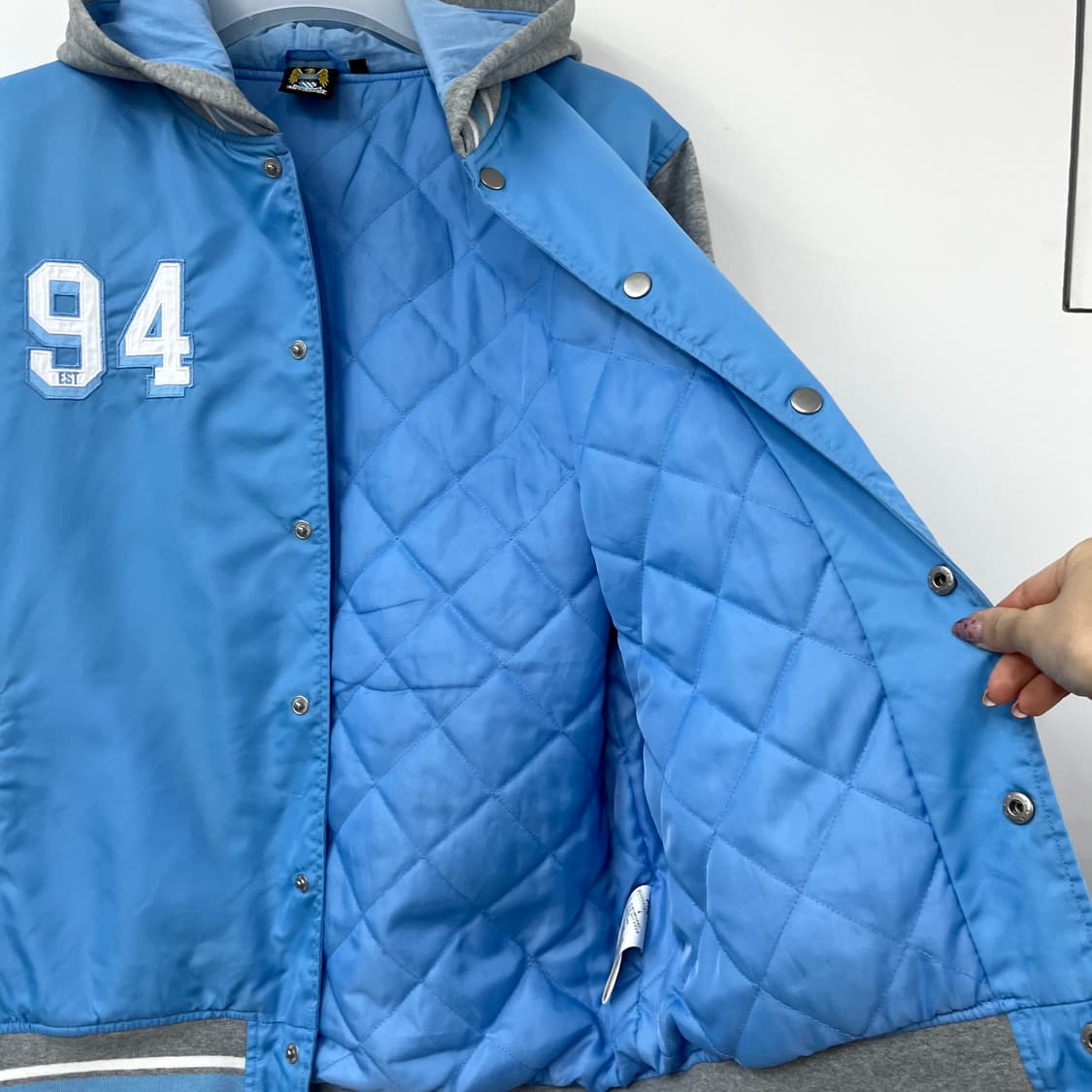 마제스틱 맨체스터 시티 배색 봄버 자켓 상품이미지5