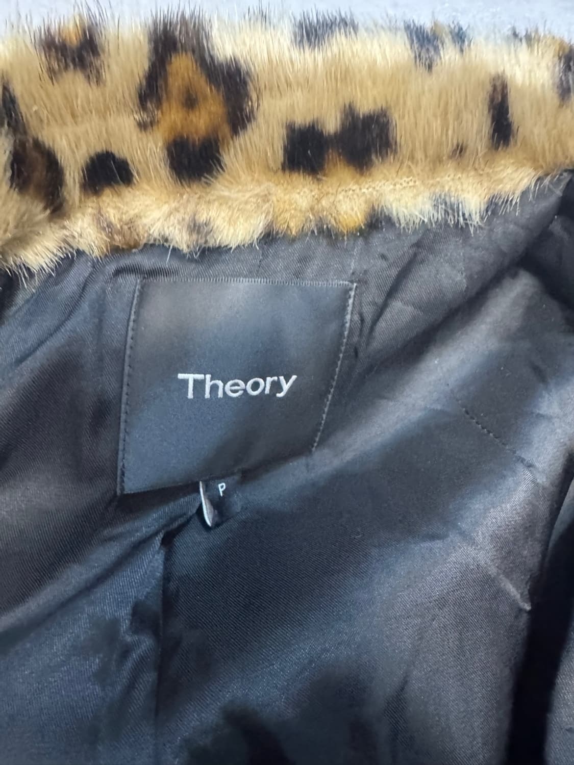 띠어리  상품이미지3