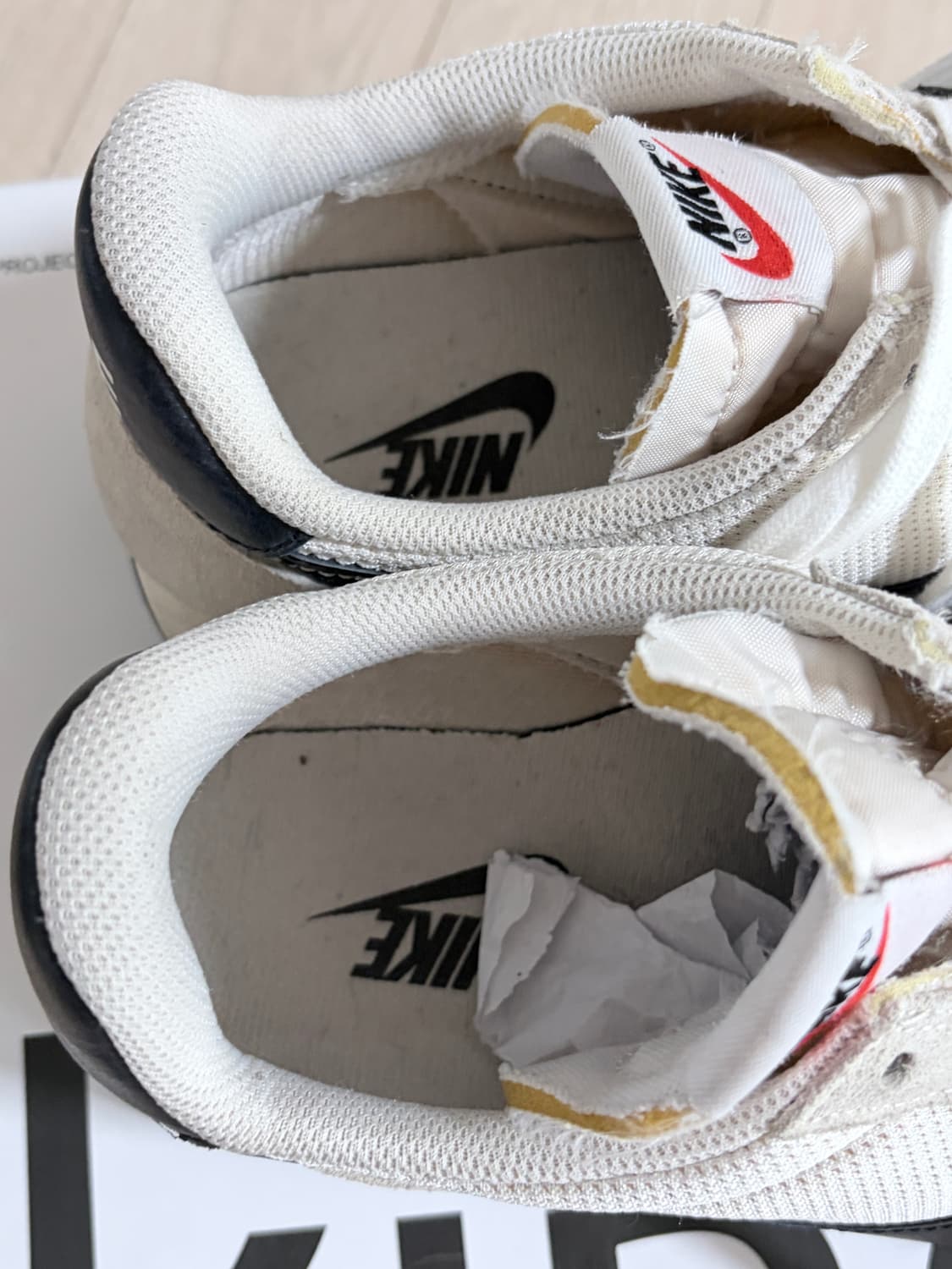 나이키 테일윈드79 흰검 280 상품이미지5