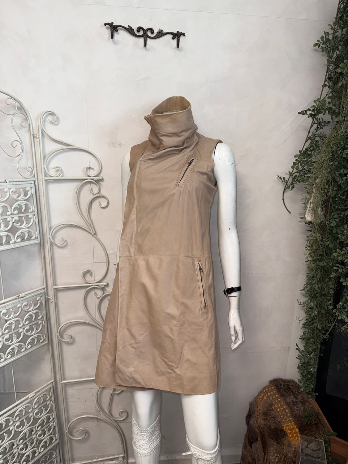 Rick Owens lamb skin high neck vest 상품이미지10