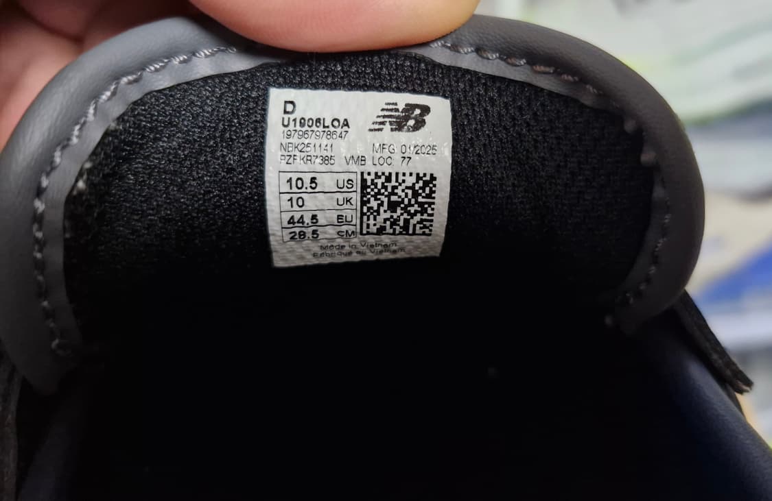 뉴발란스 1906L 실버 메탈릭 네이비 상품이미지8