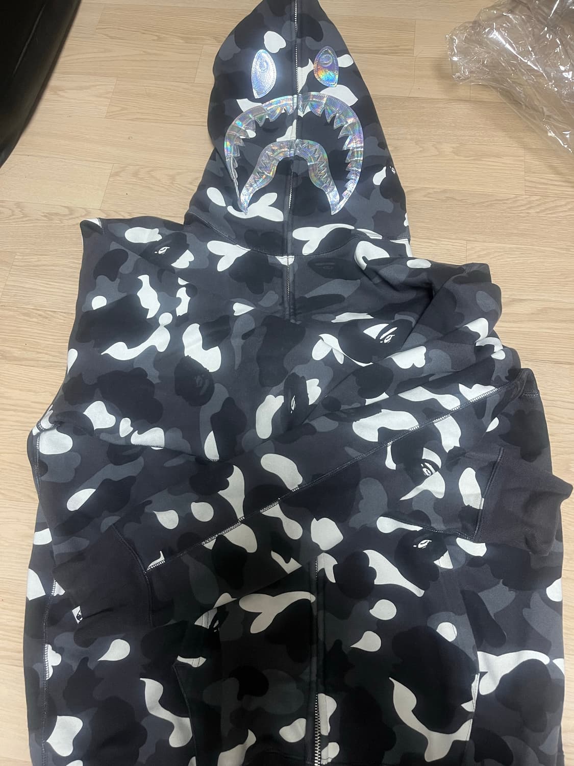 베이프 시티카모 야광후드 상품이미지1