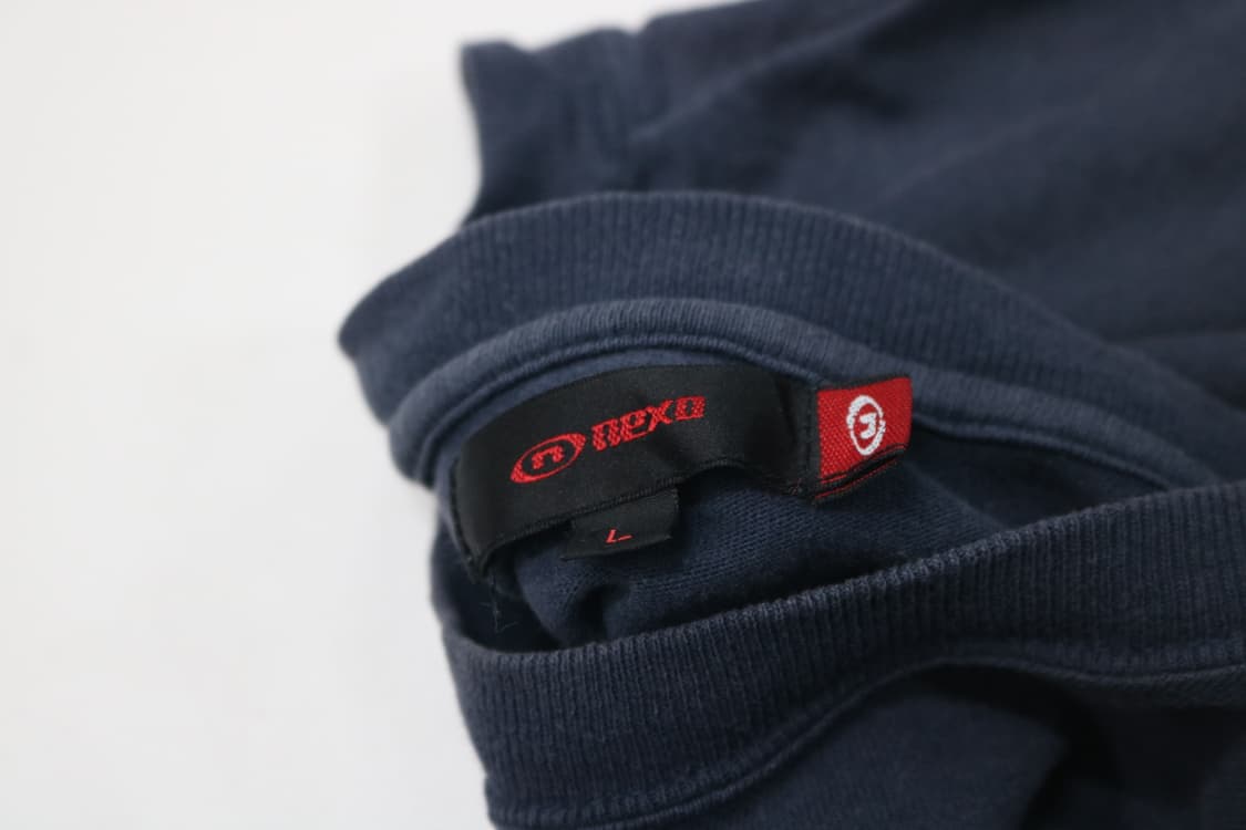 NEXO 넥소 빈티지 디지털 매트릭스 그래픽 네이비 롱 슬리브 상품이미지9