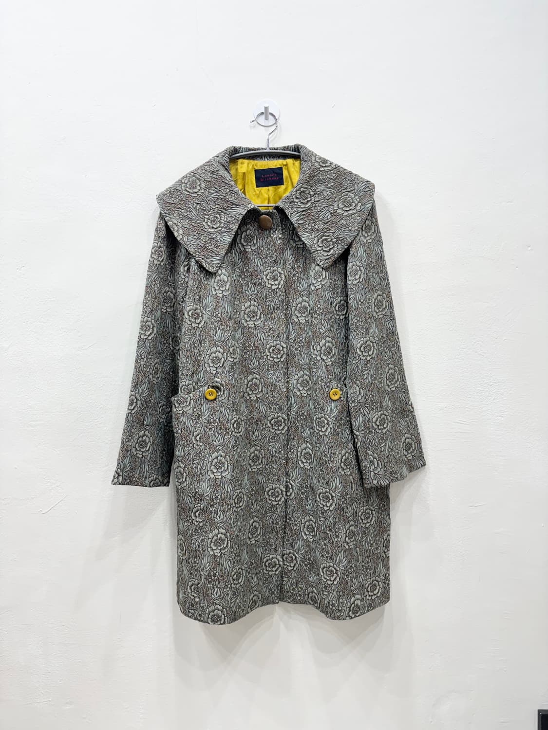 Lover's Birthday 자카드 패턴 코트 상품이미지1