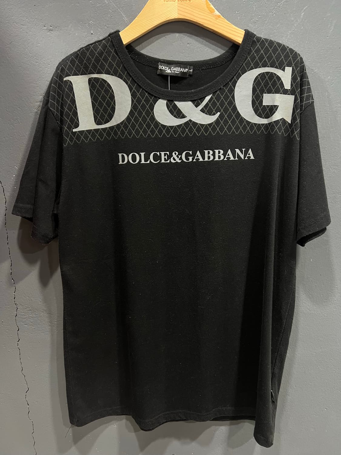 돌체앤가바나 블랙 로고 반팔티 상품이미지1