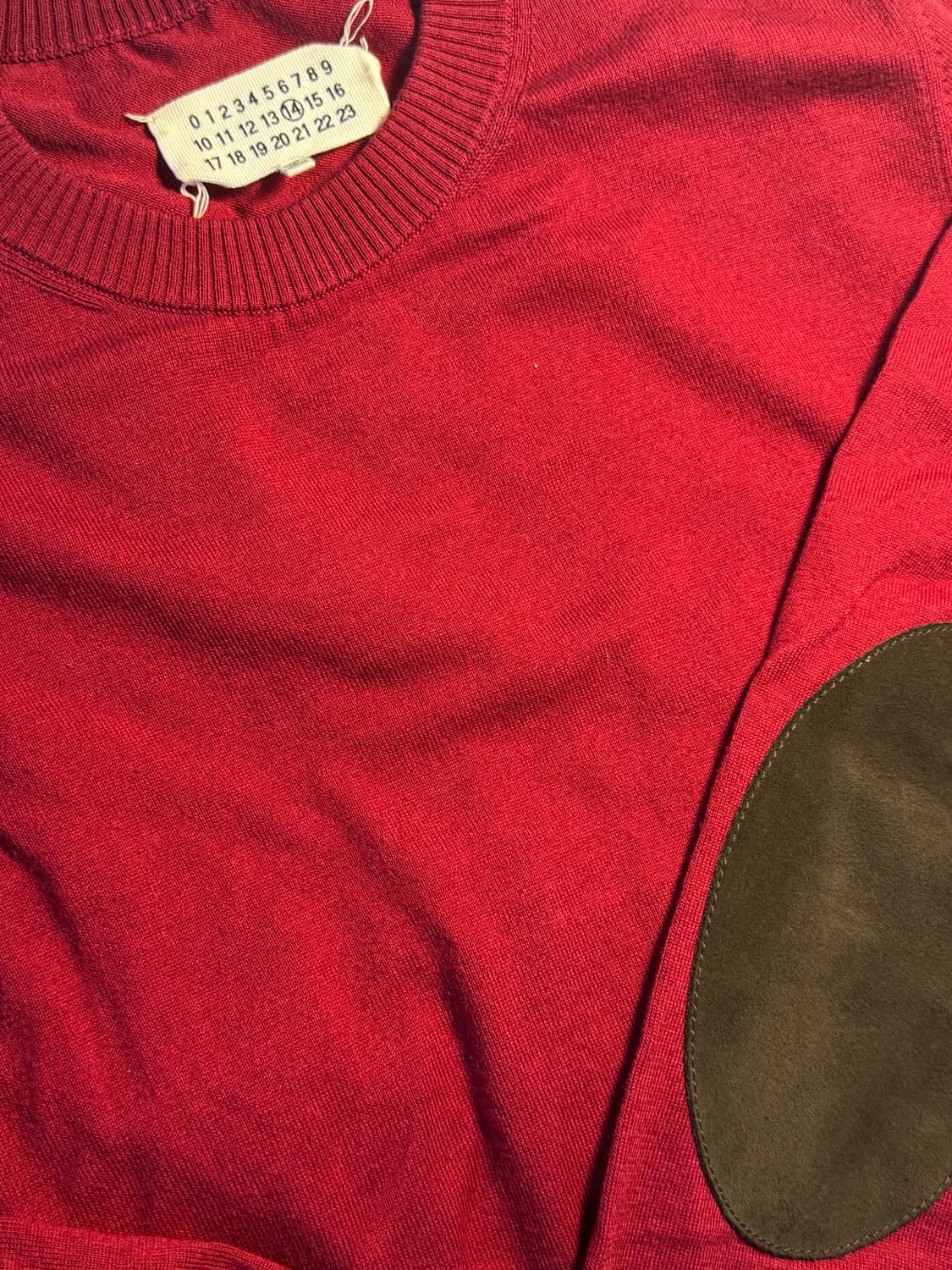 마르지엘라 버건디 엘보 패치 니트 상품이미지1