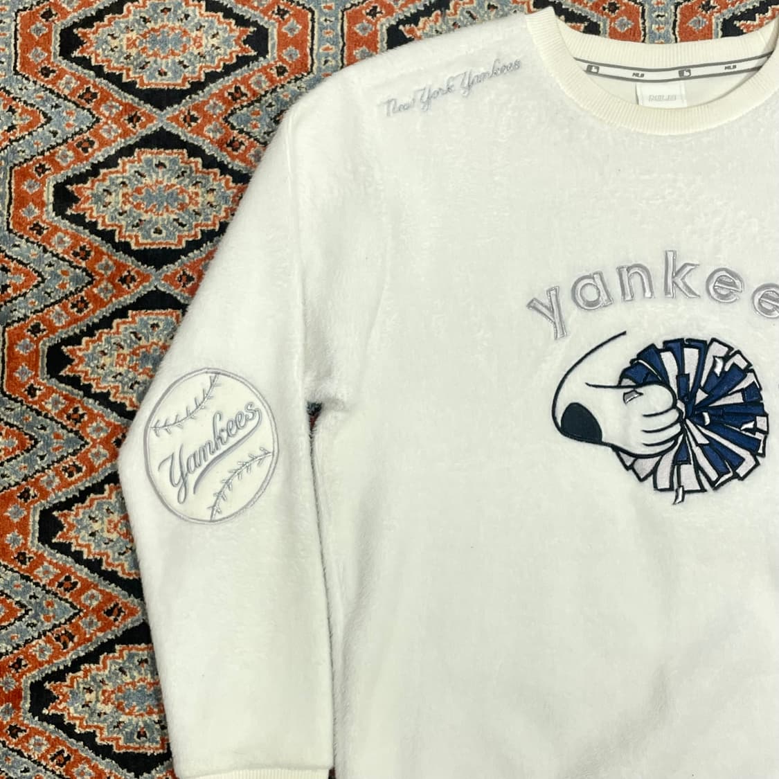 MLB 뉴욕양키스 화이트 플리스 티셔츠 여성XS 상품이미지4